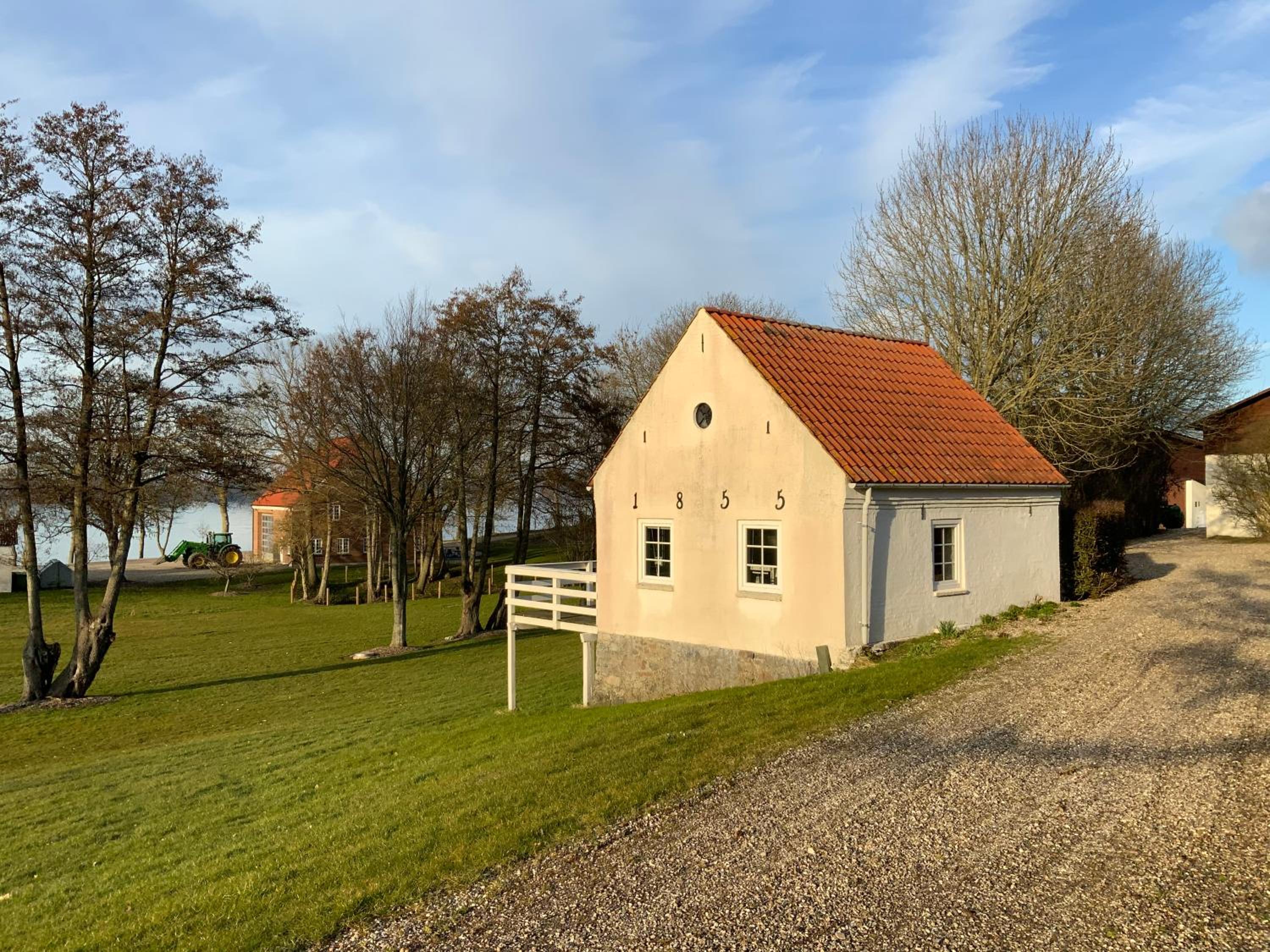Photo 48