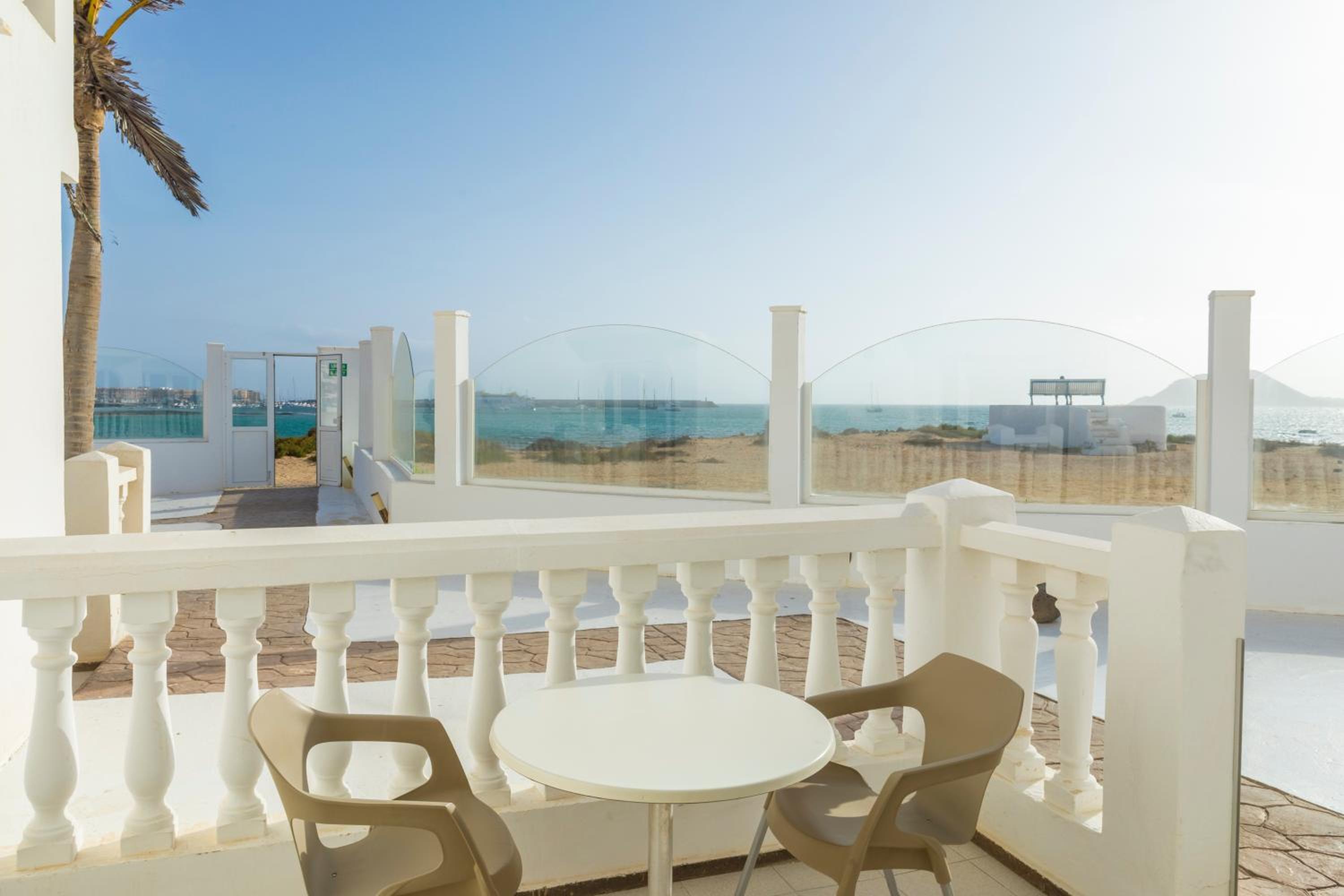 Apartamentos LIVVO Galera Beach