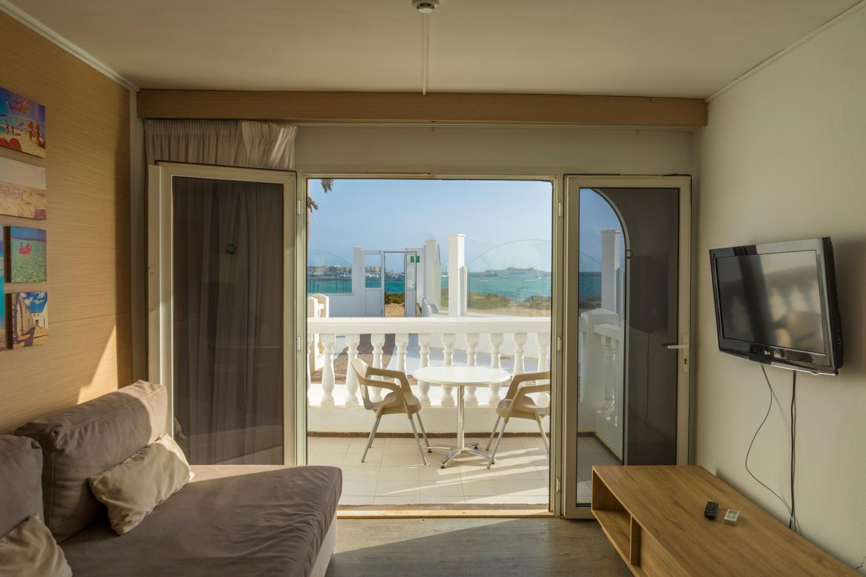 Apartamentos LIVVO Galera Beach