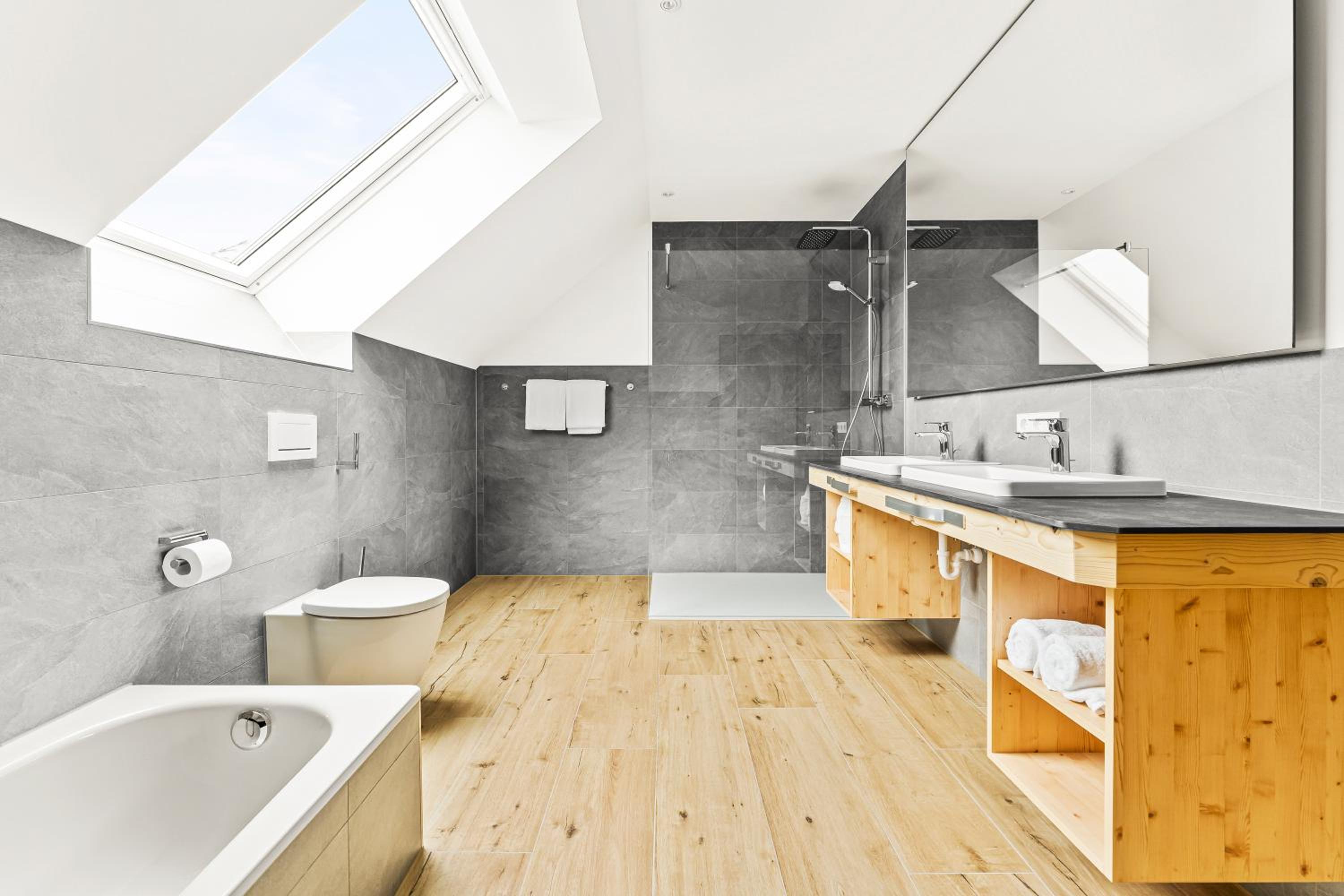SCHWARZENBACH - Apartments & Rooftop Pool
