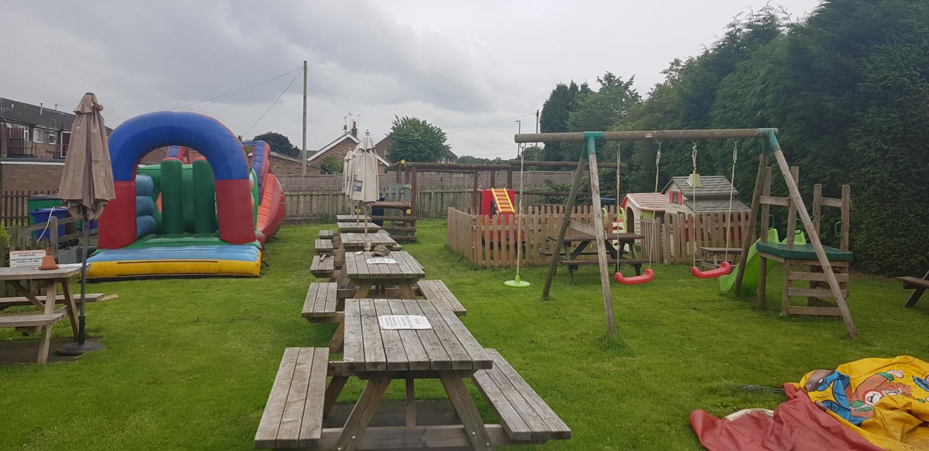 the jackdaw pub SELF CATERING STATIC CARAVAN free breakfast supplied, photo 9