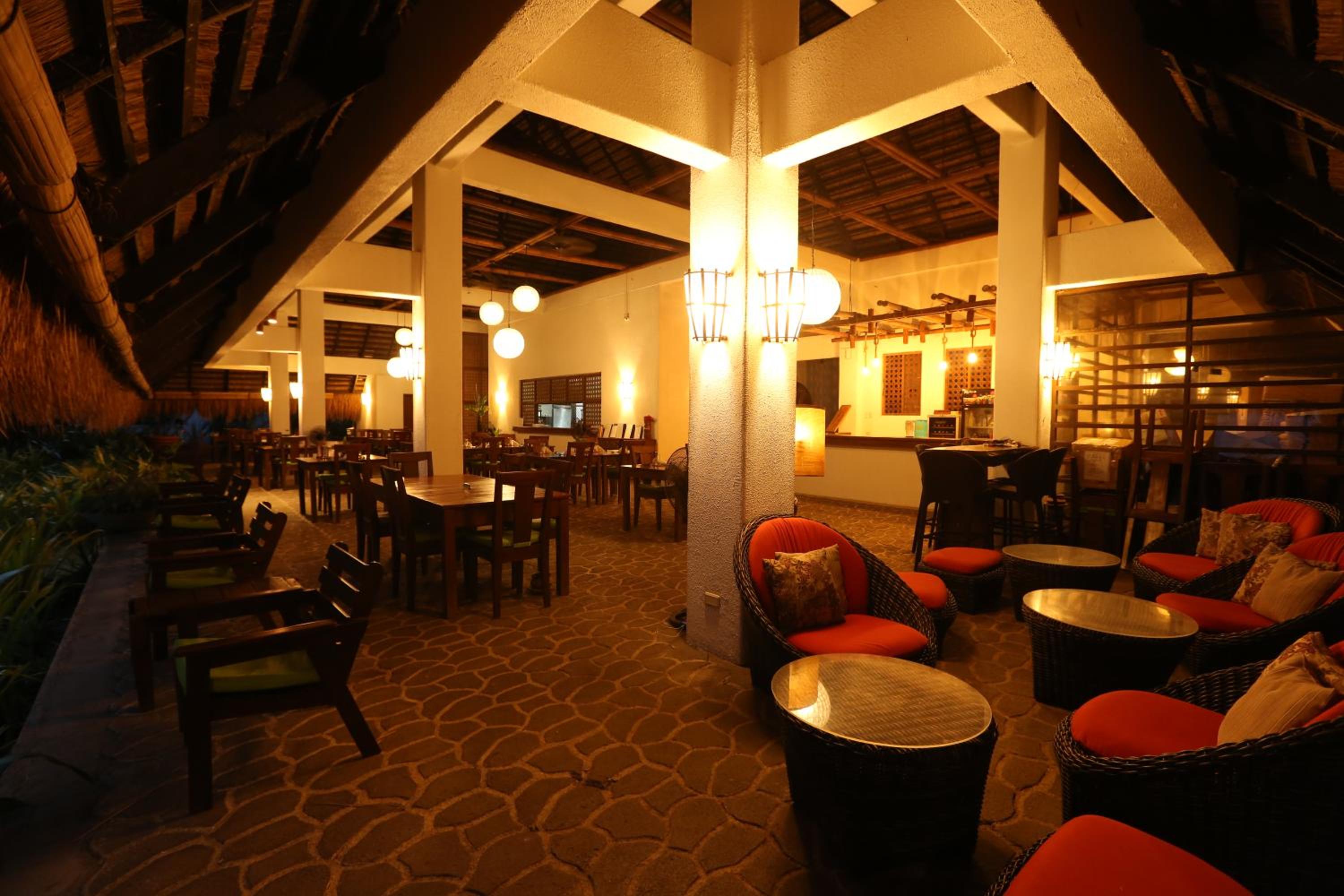 Amun Ini Beach Resort & Spa