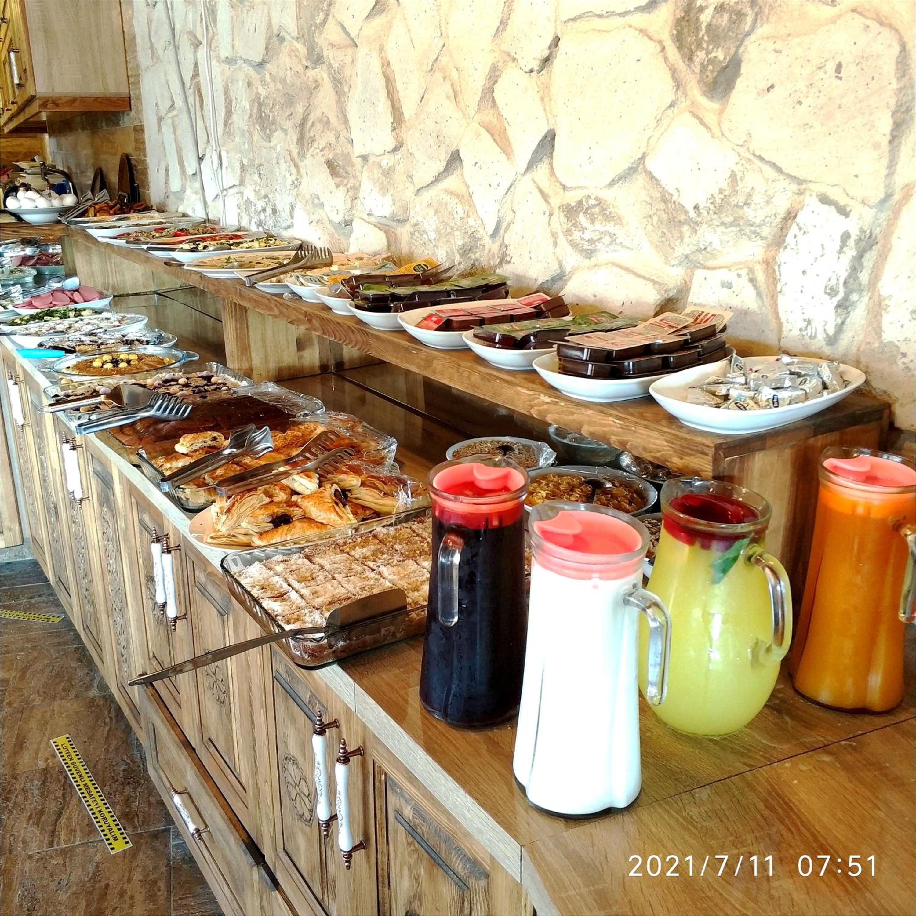 Cappadocia Caves Hotel - Image 40