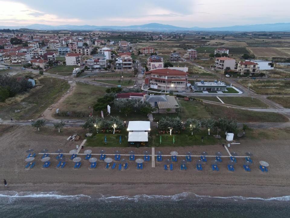 La Plage BeachFront Luxury Living view 3