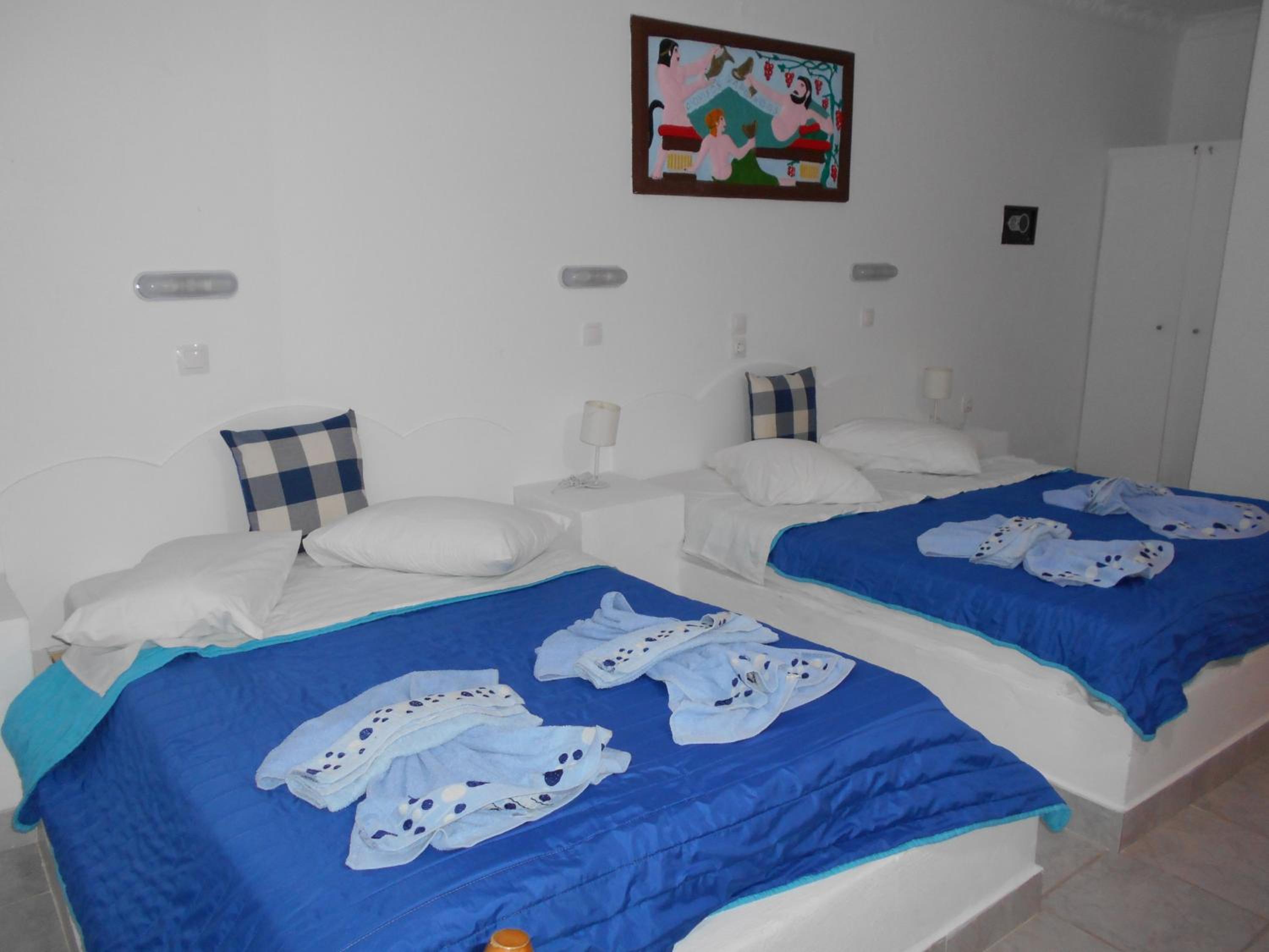 Studios Apartments Kapetanios