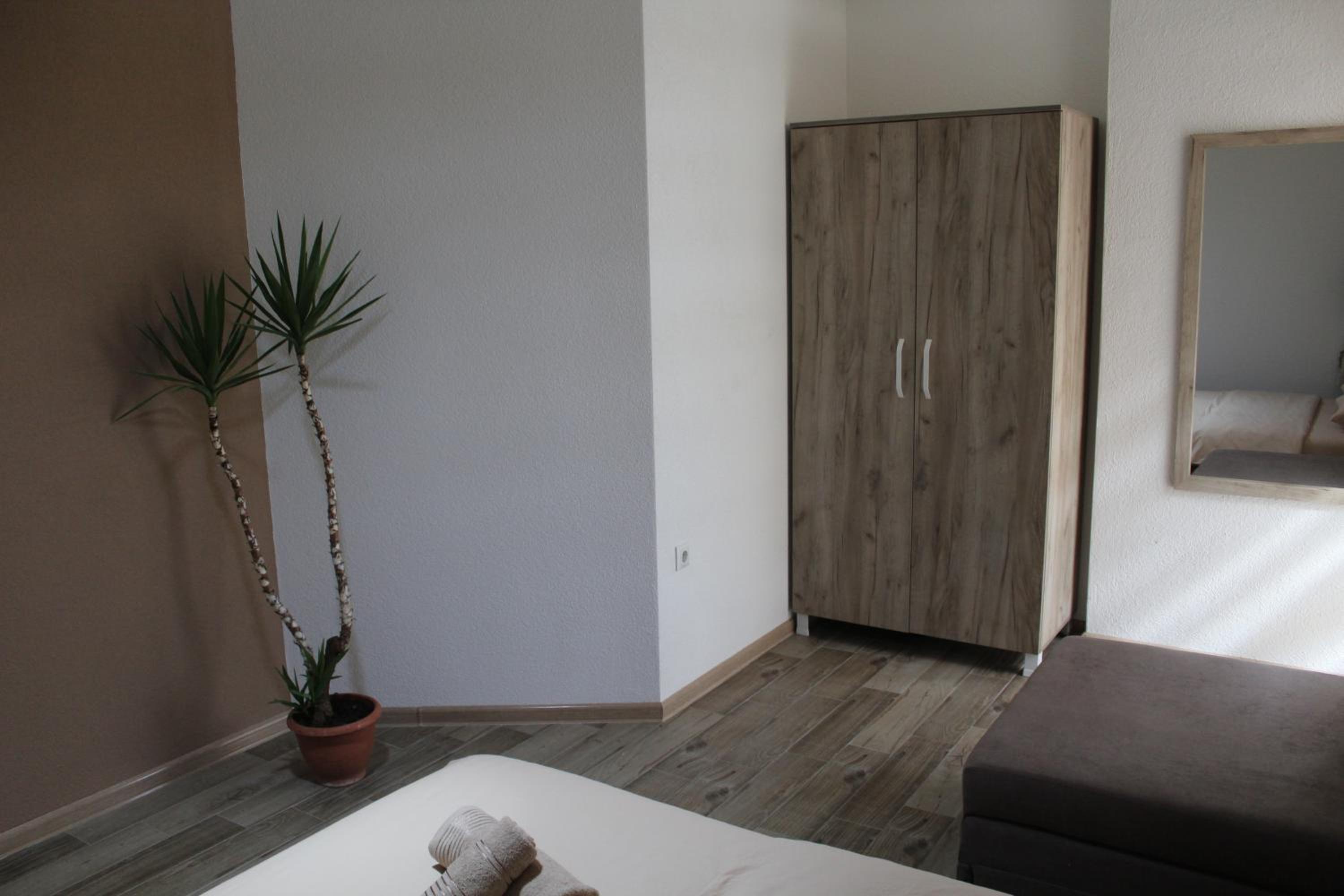 Mihail's Apartments in Ohrid 3