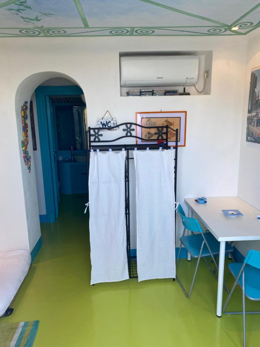 Bilocale zona porto con porzione di giardino distaccata ad uso privato photo 5
