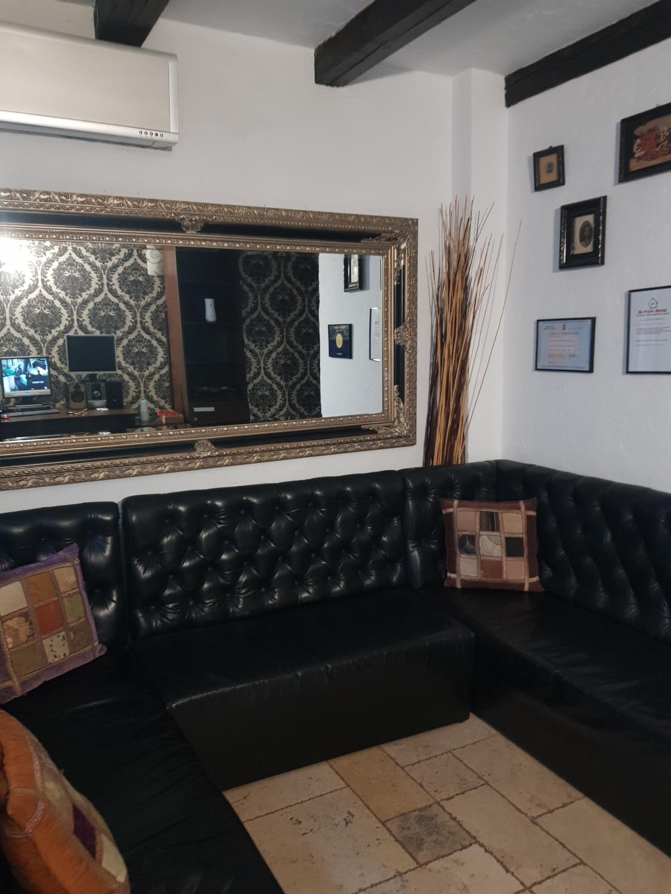 lounge