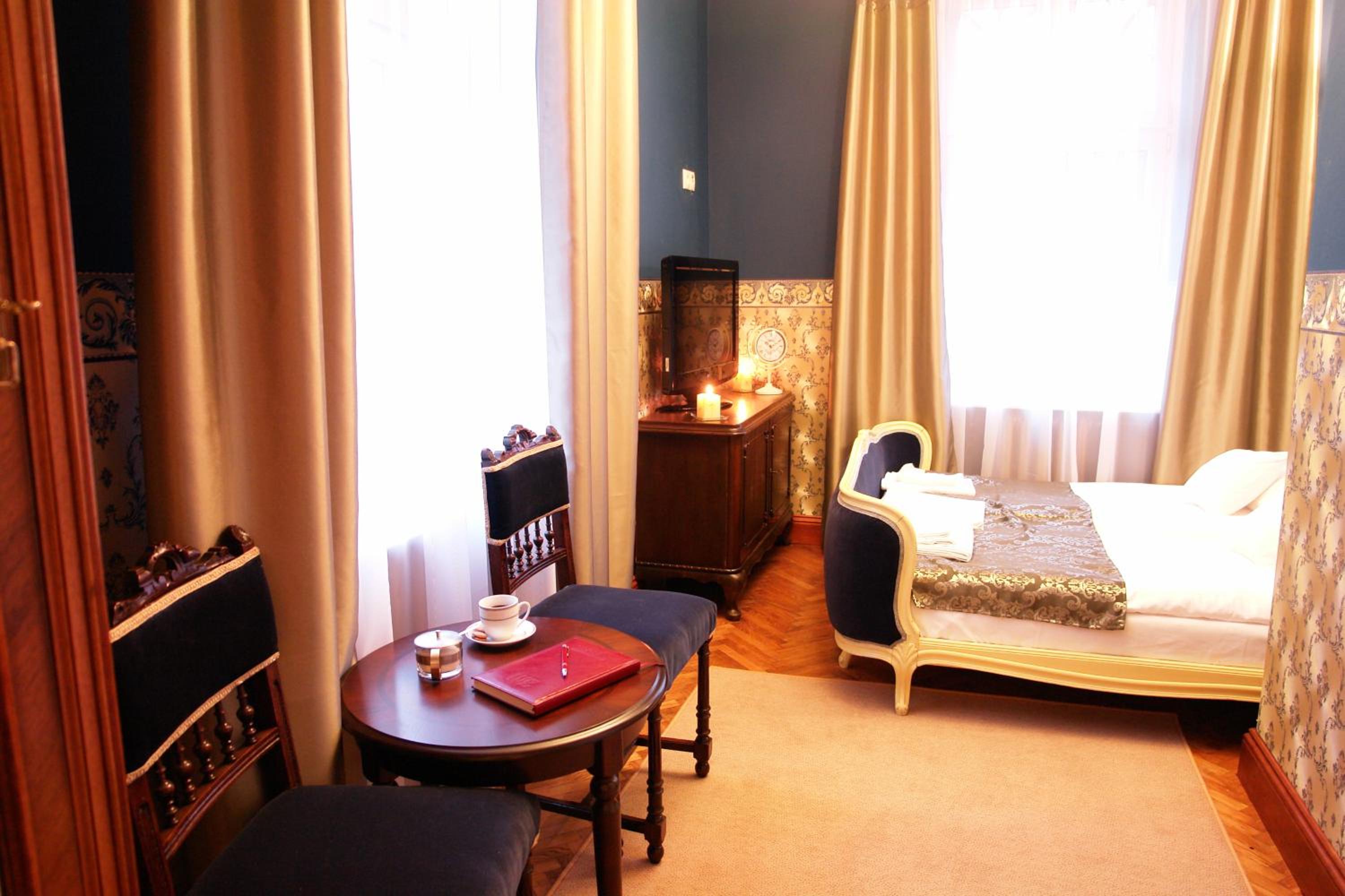 Photo 48
