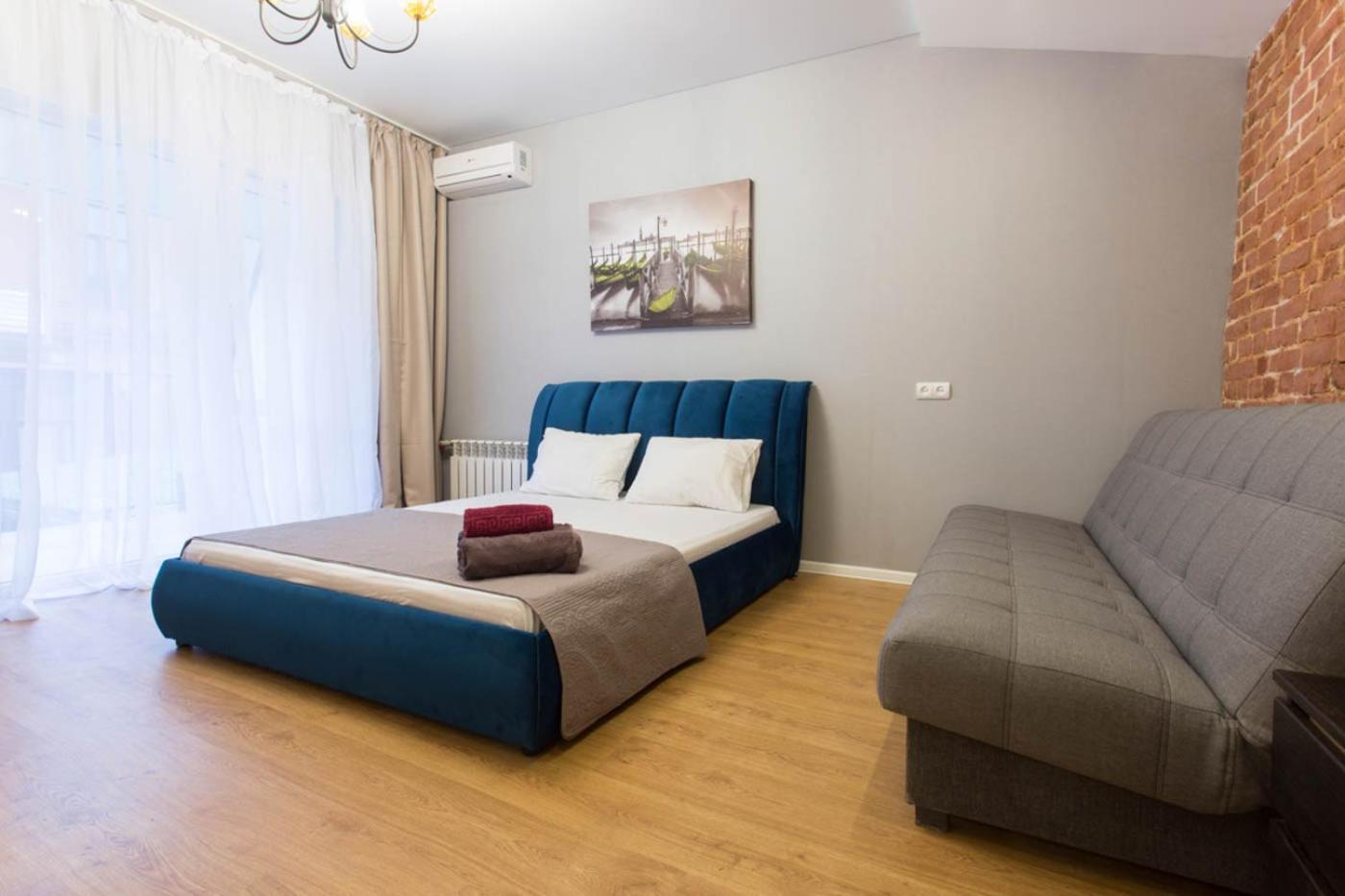 Studio near metro Yaroslava Mudroho, Universytet - Mykoly Khvylovoho str 5-3 view 2