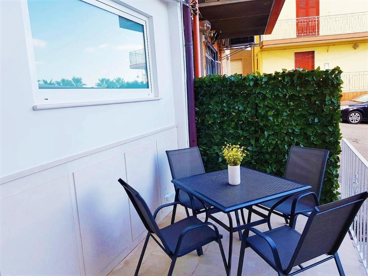 outdoor BBQ area