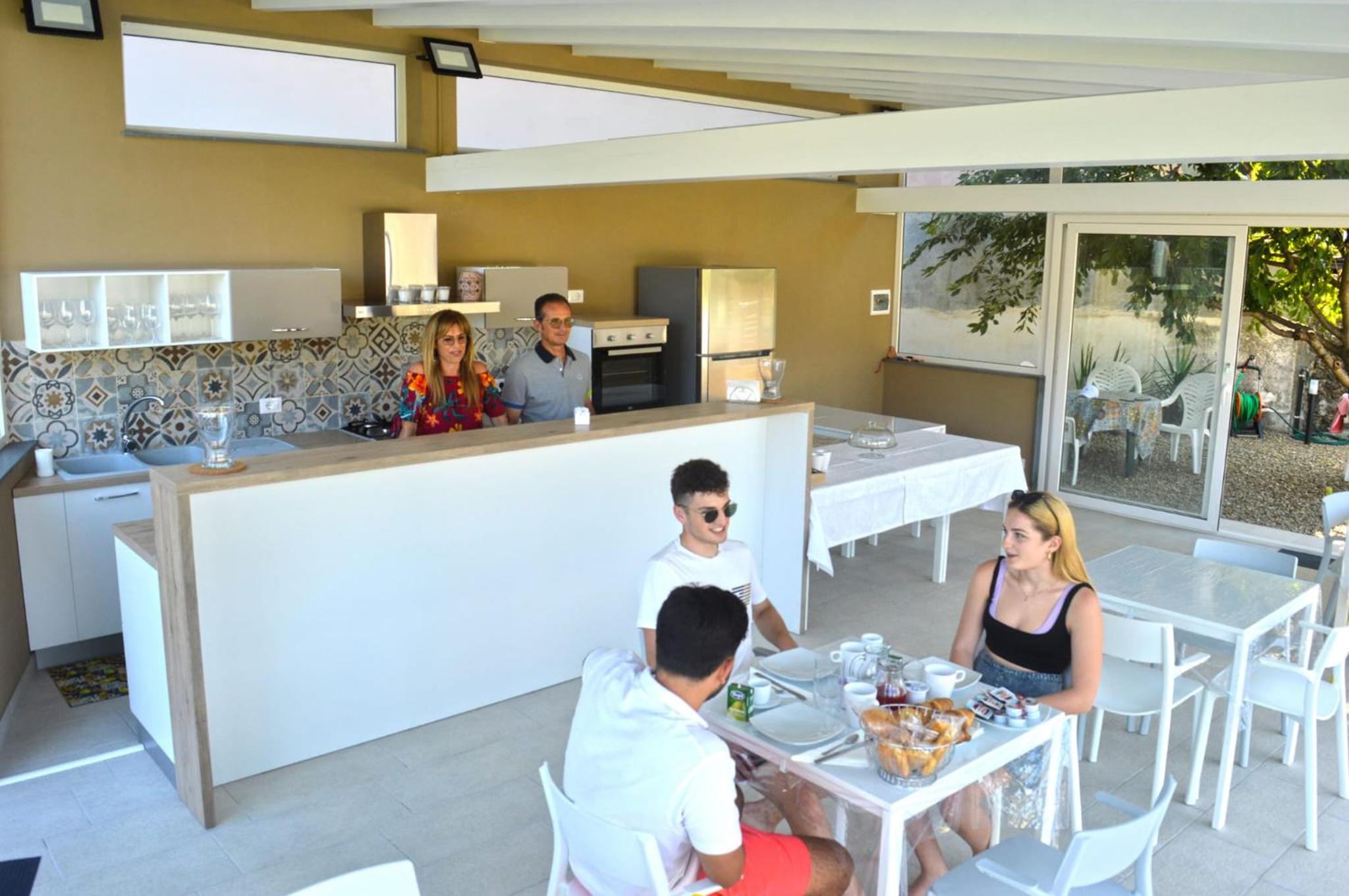 dining