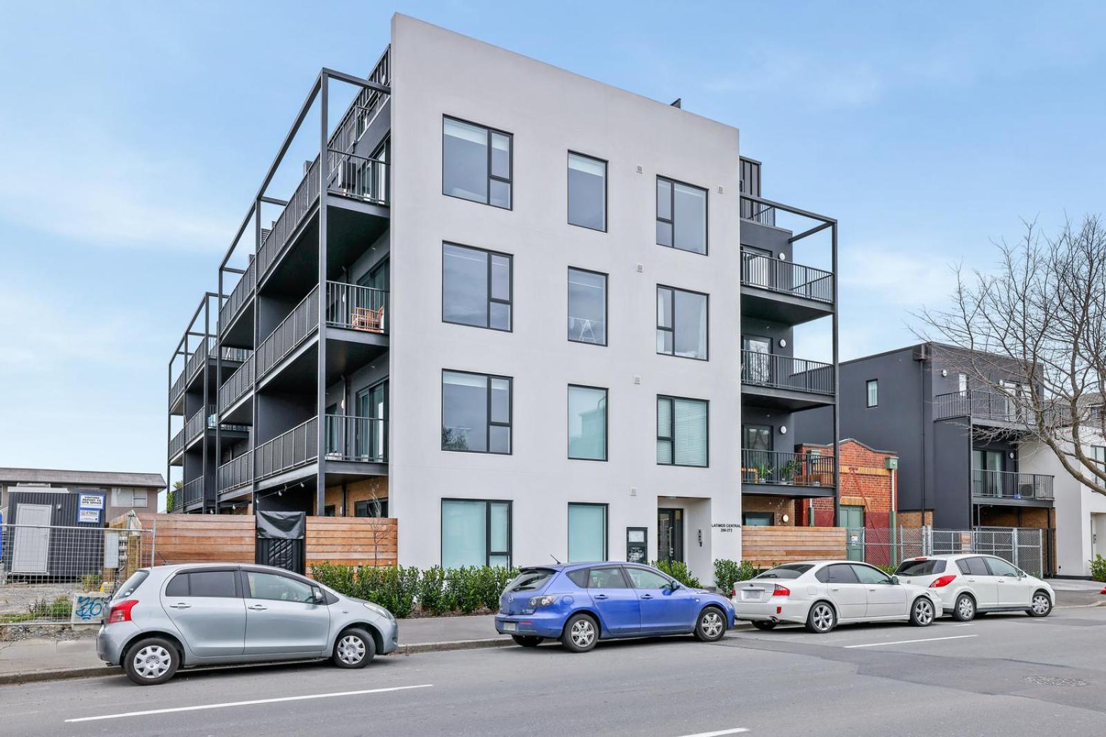 Barbadoes Beauty - Christchurch Holiday Apartment view 4