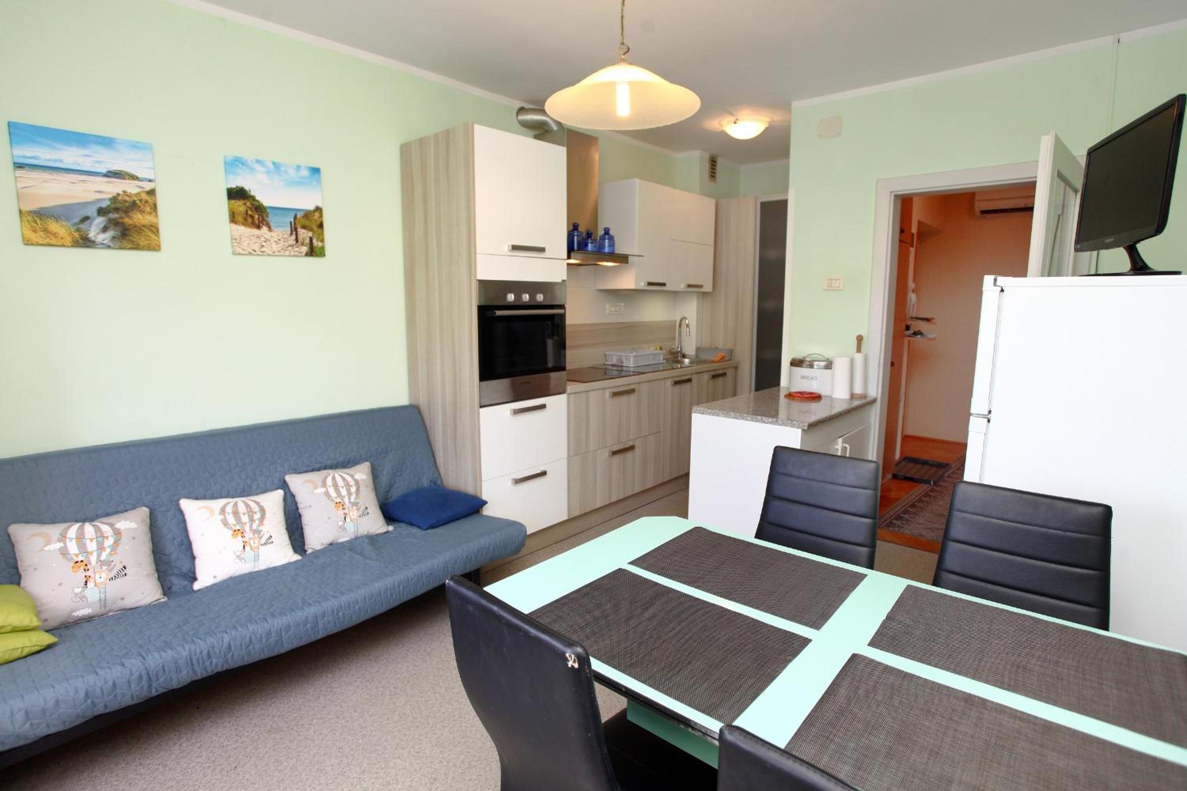 Apartment CVETKO view 2