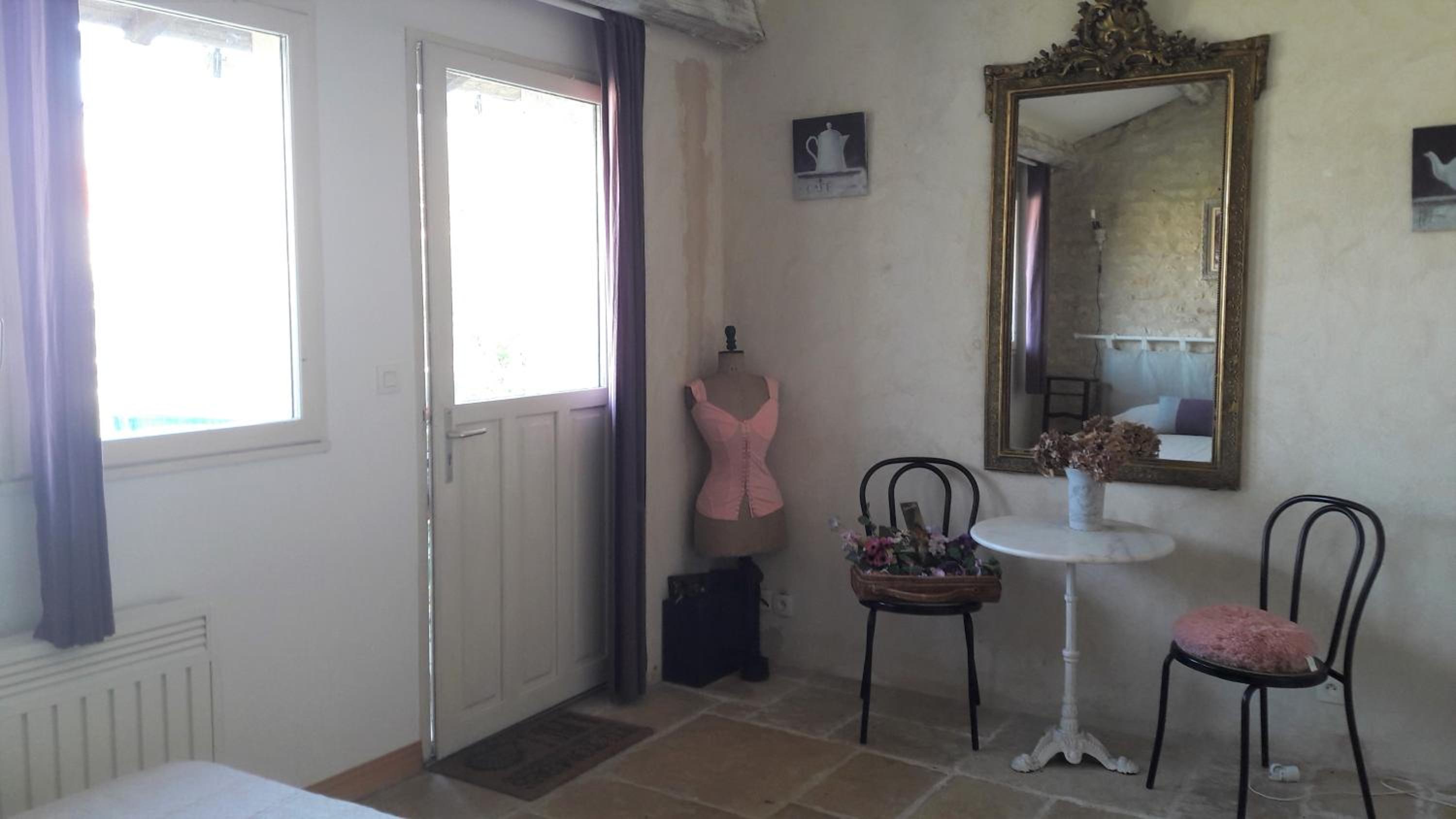 Photo 12