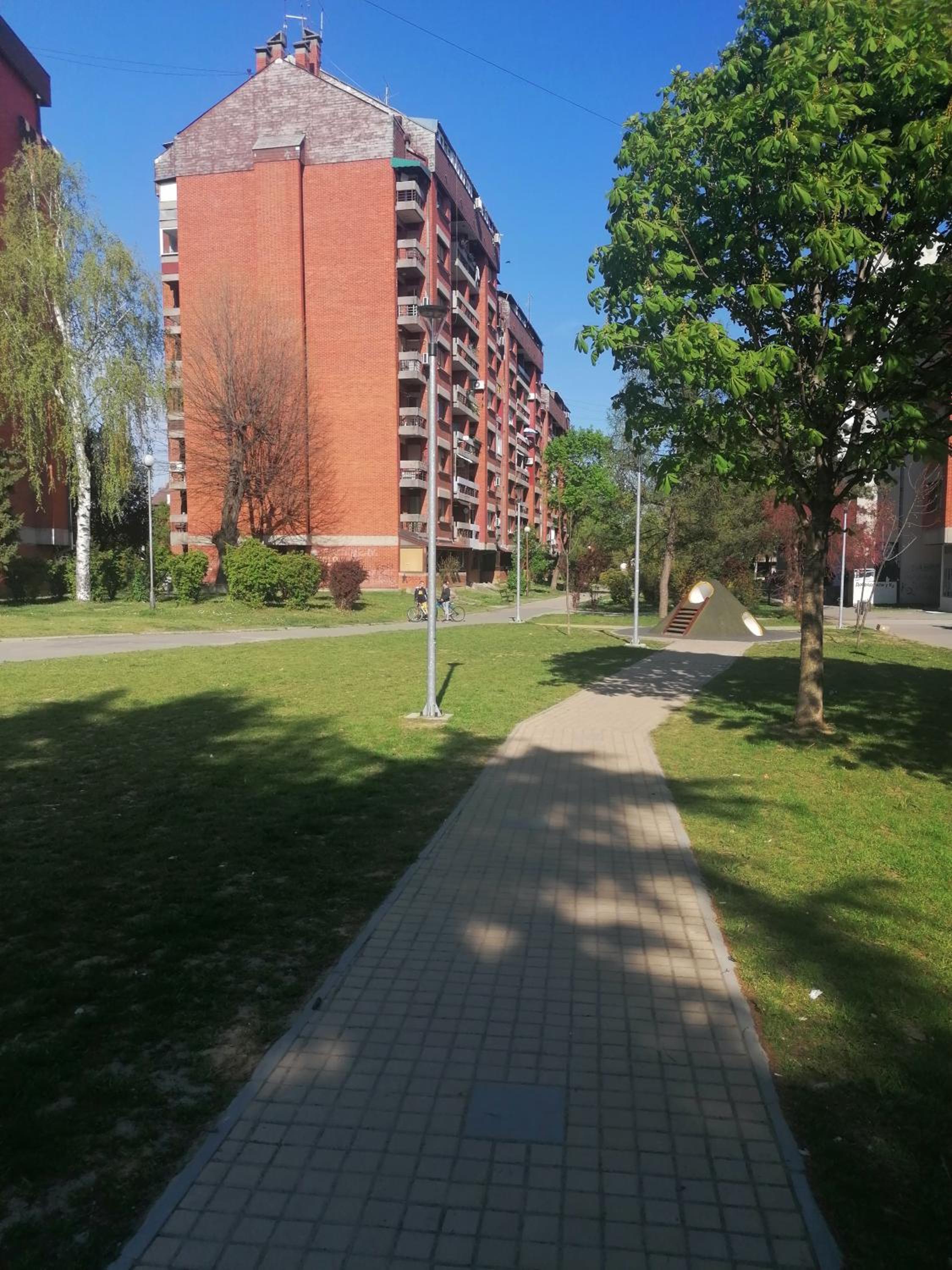 Photo 9