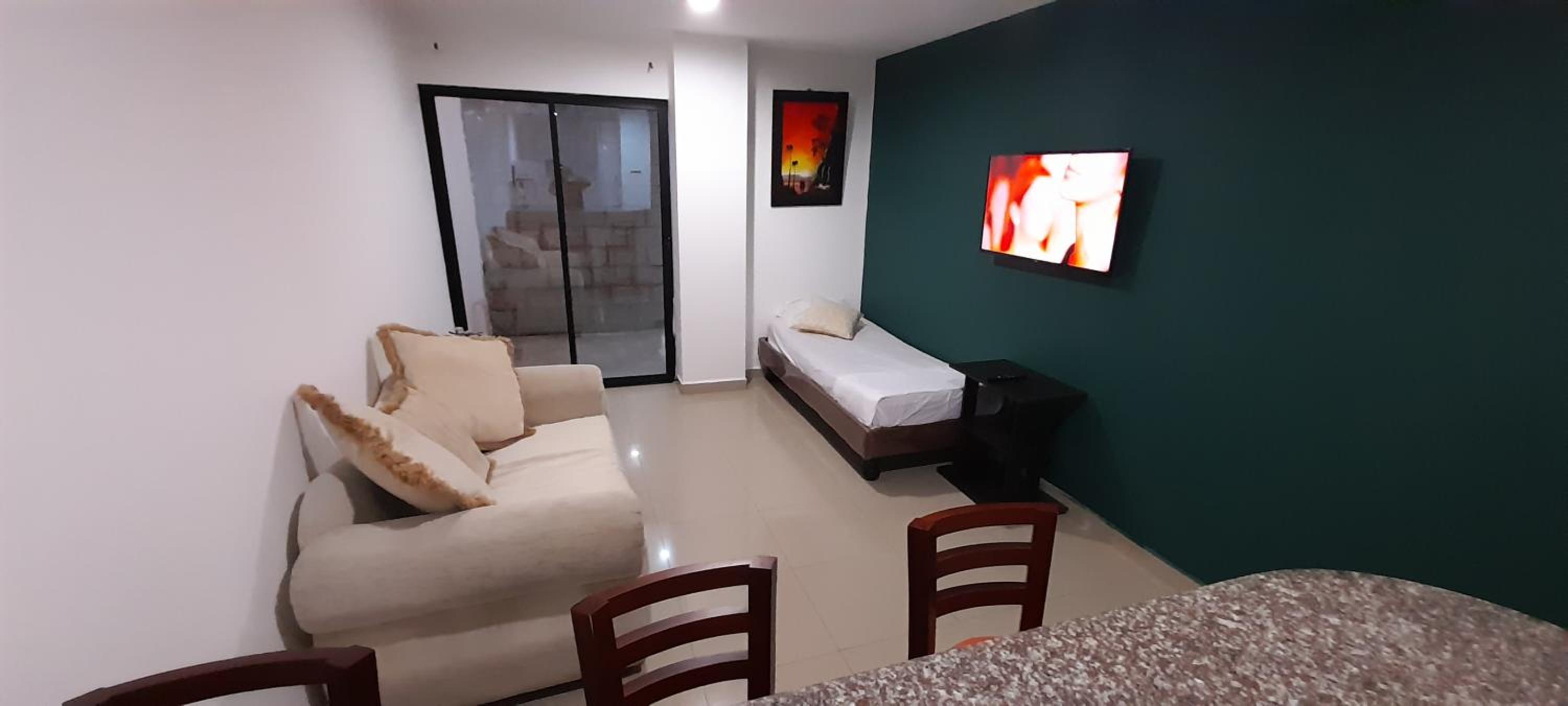 Suites y habitaciones en Edificación Amaralto view 4