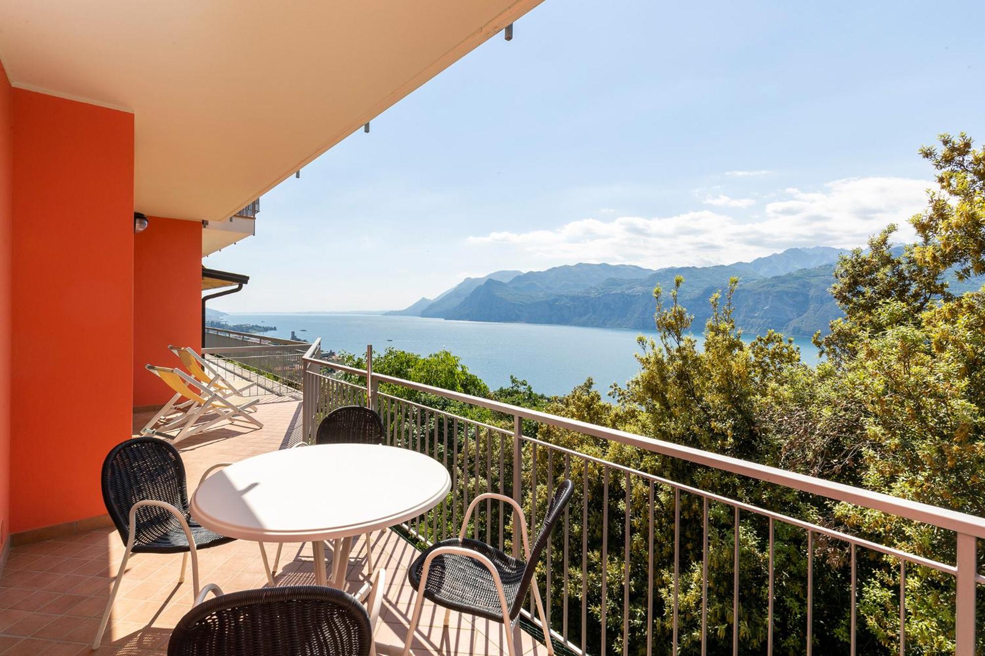 Casa Prea Apartments view 5