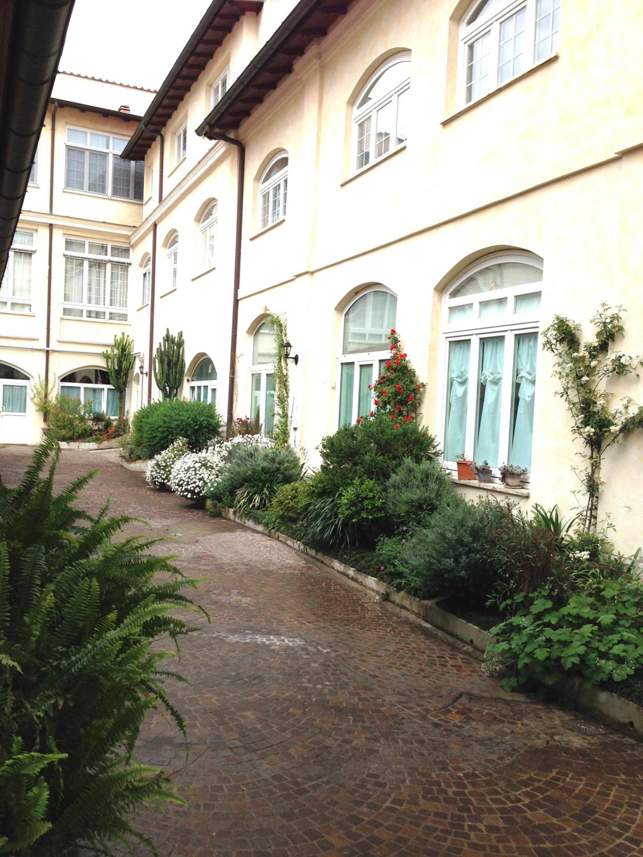 Baccina Inn