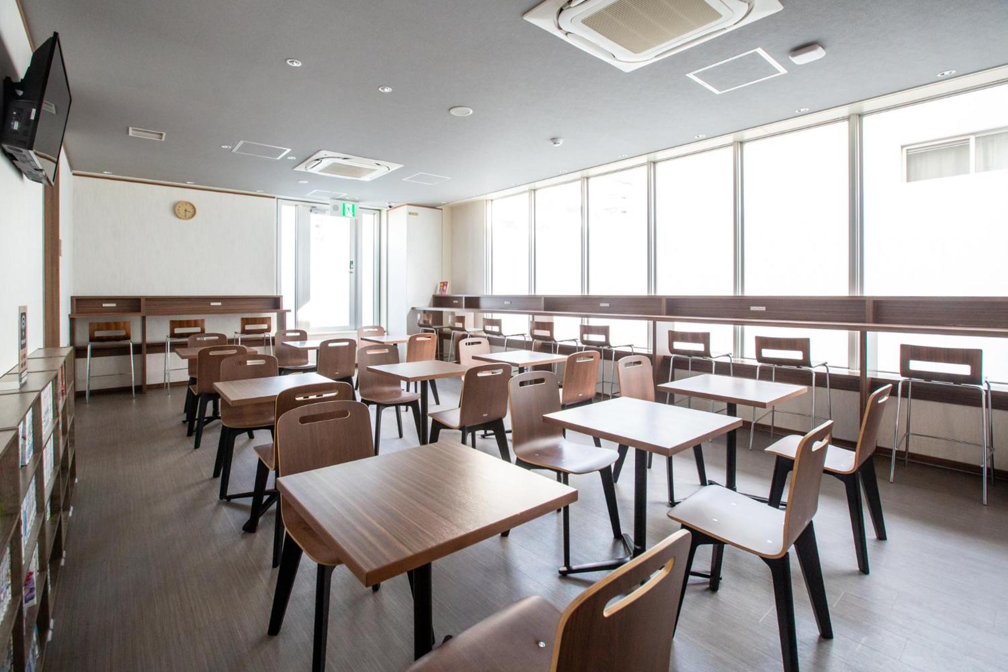Cabin & Capsule Hotel J-SHIP Osaka Namba photo 9 of 46