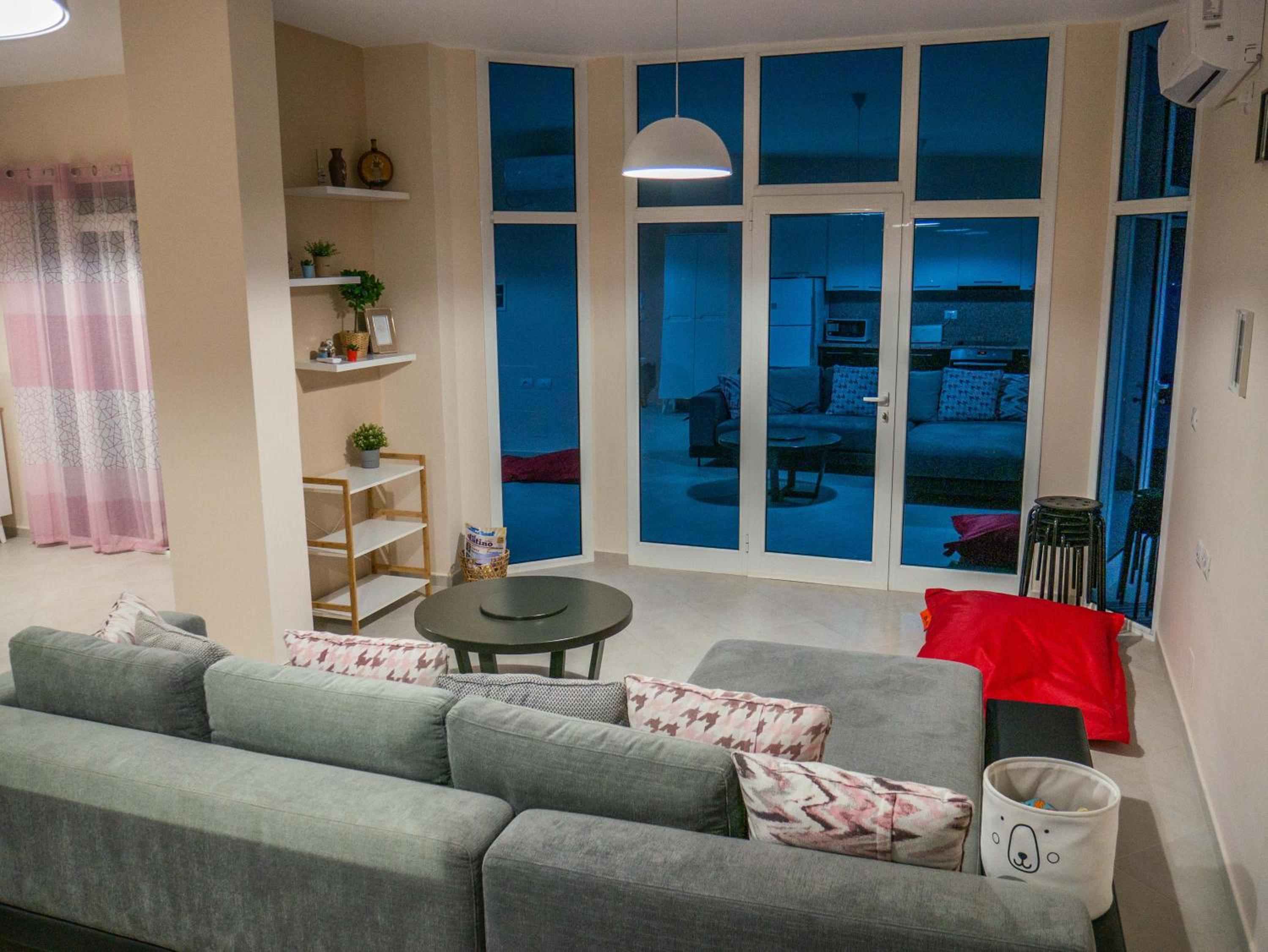 Modern Apartament between sea and mountain