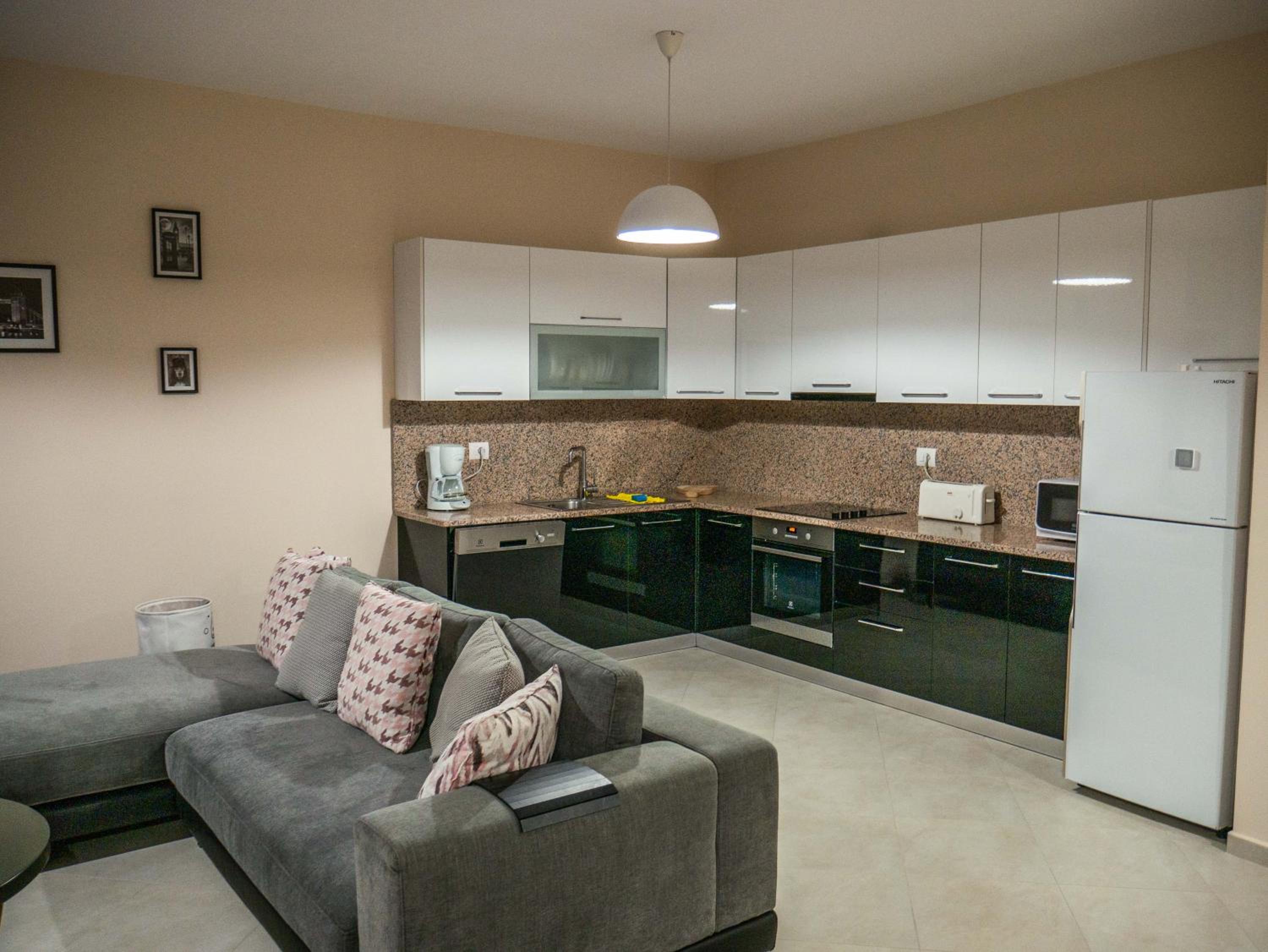 Modern Apartament between sea and mountain