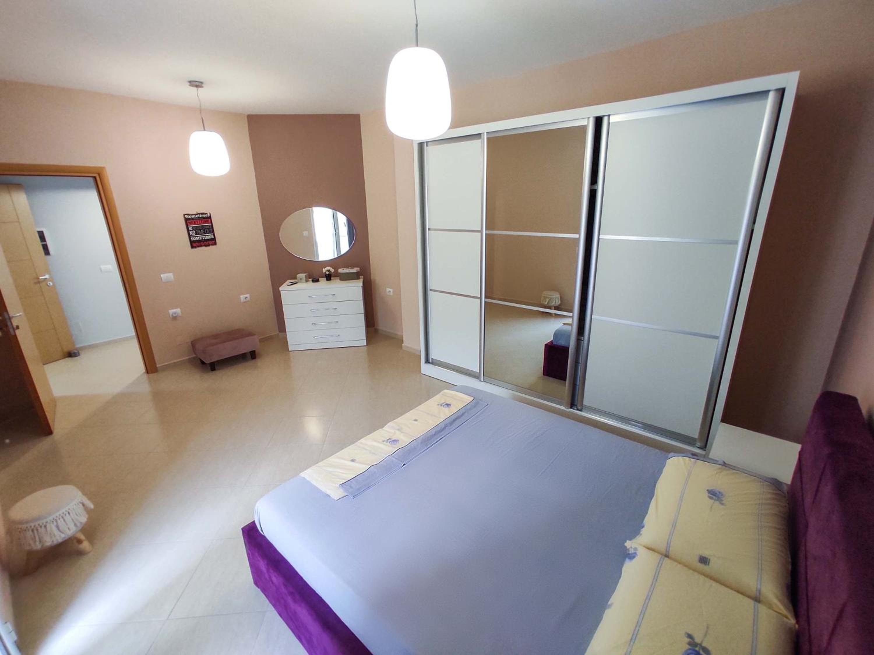 NYC Modern & Spacious Apartament 5 min from seaside