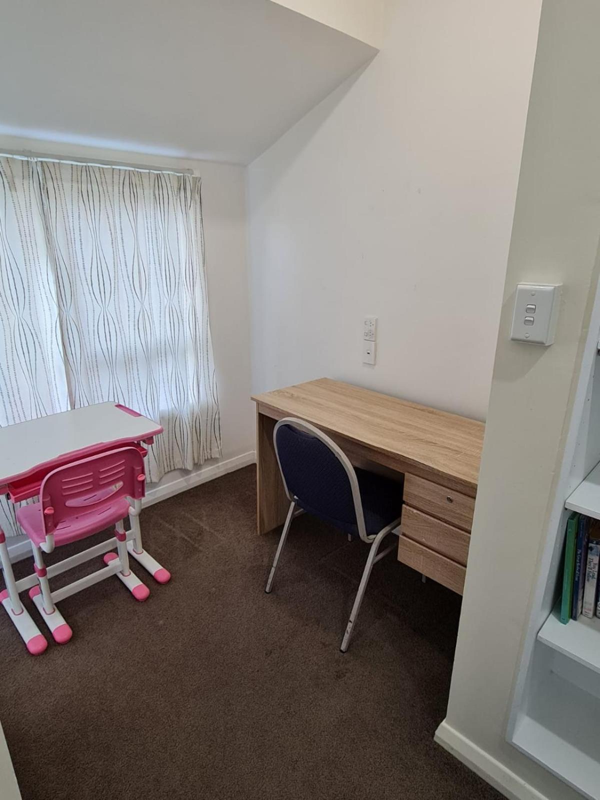 Hidden Gem and Entire Bungalow in Central hutt view 4