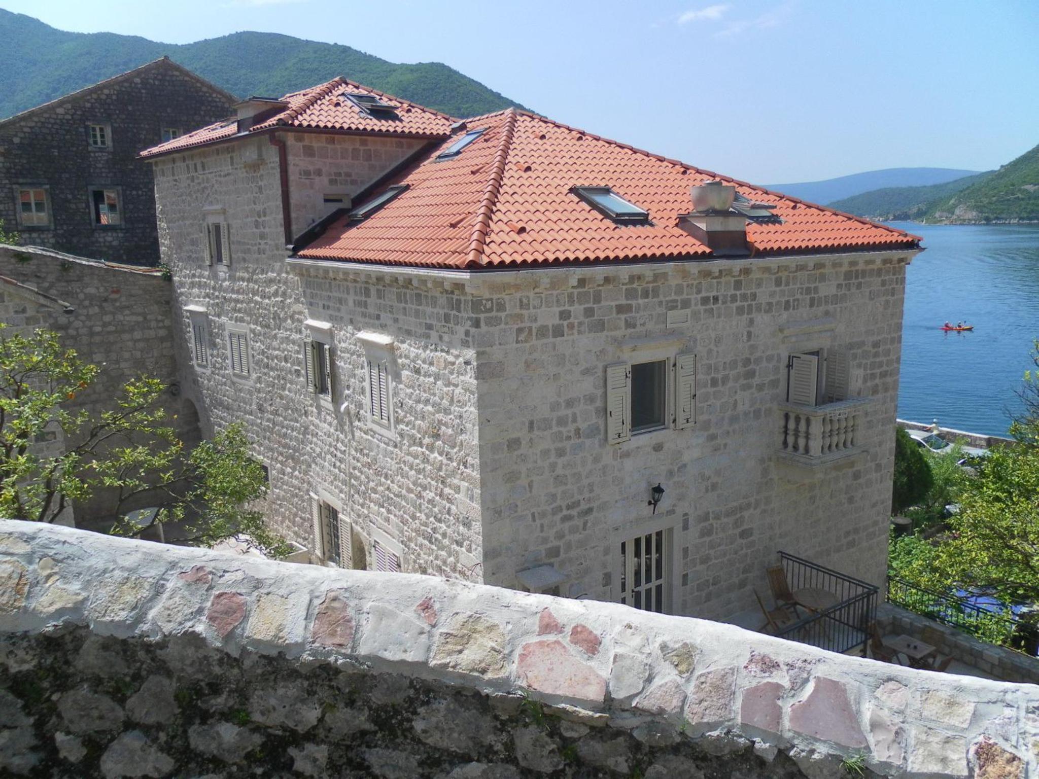 Photo 40
