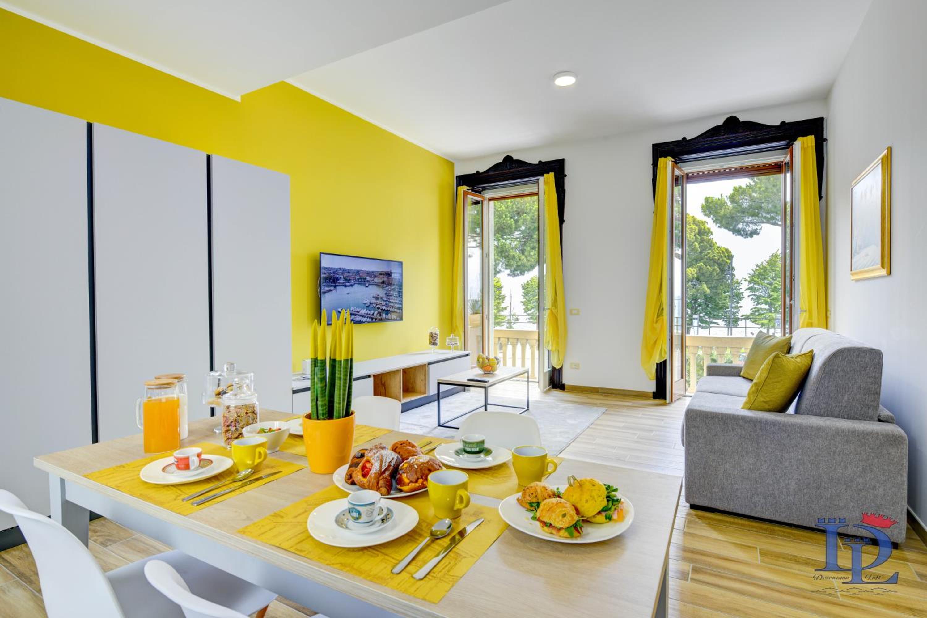 Palazzo Visconti Luxury Suite DesenzanoLoft Official Partner Homes & Villas by Marriott Bonvoy view 2