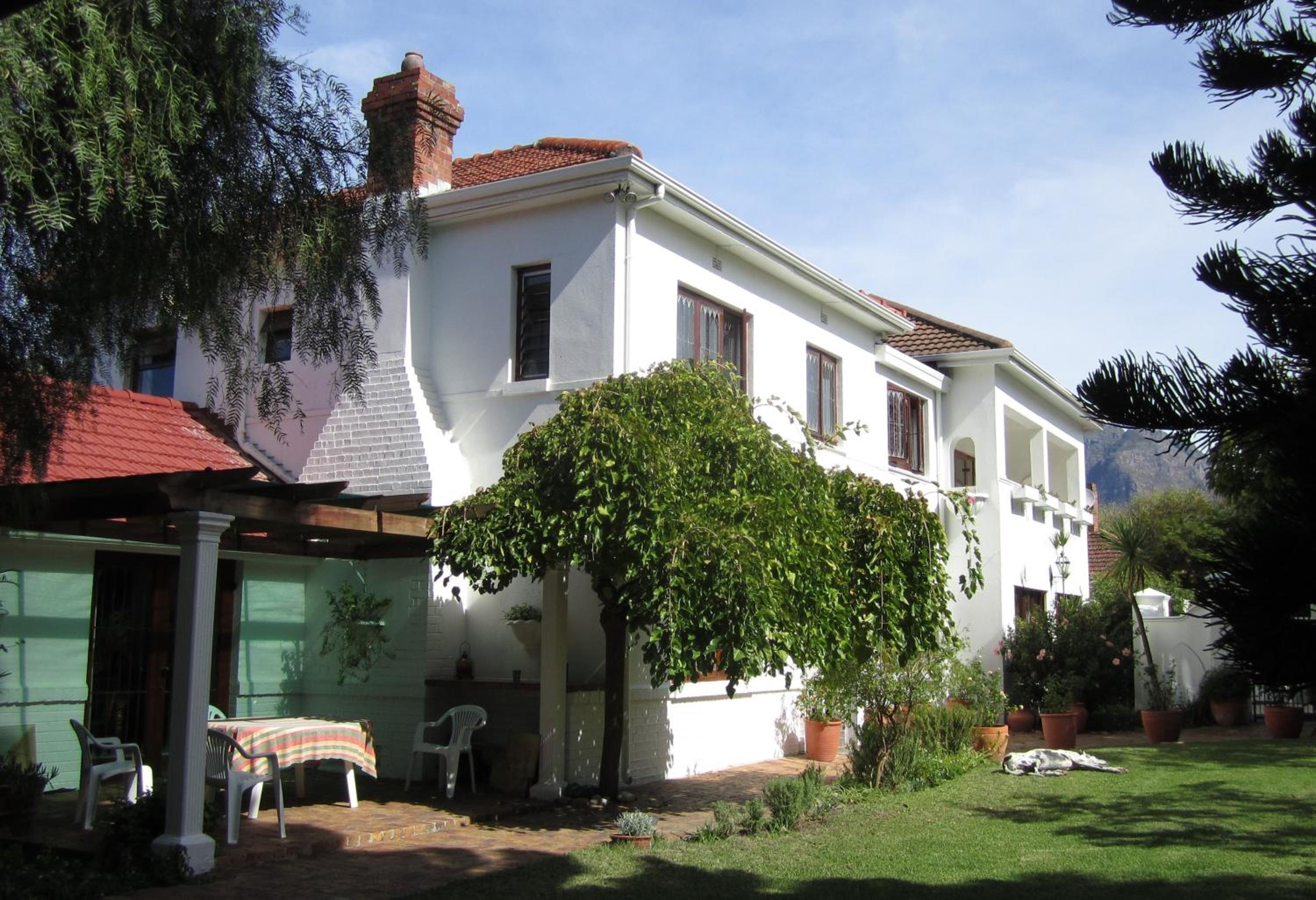 Applegarth B&B and Self-Catering Studios