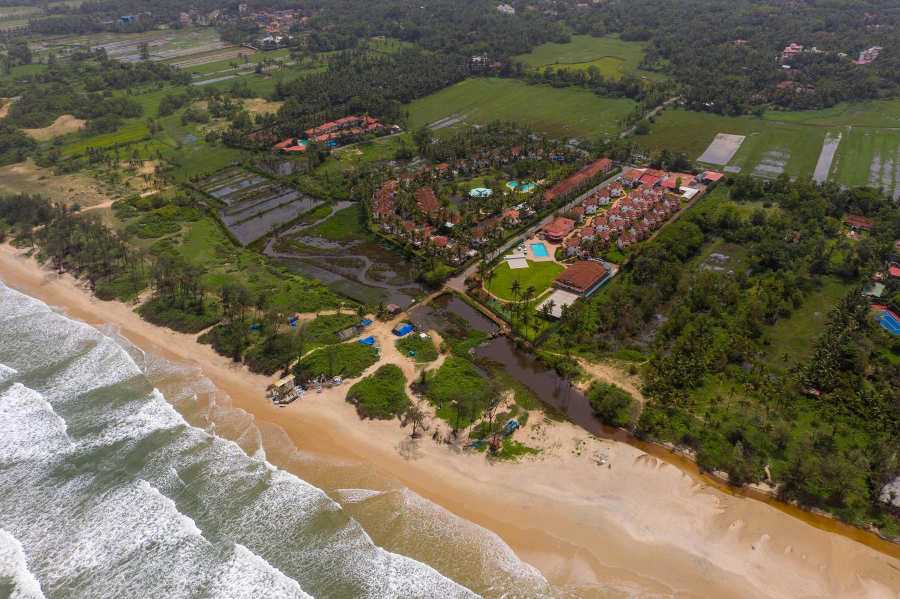 Nanu Beach Resort & Spa