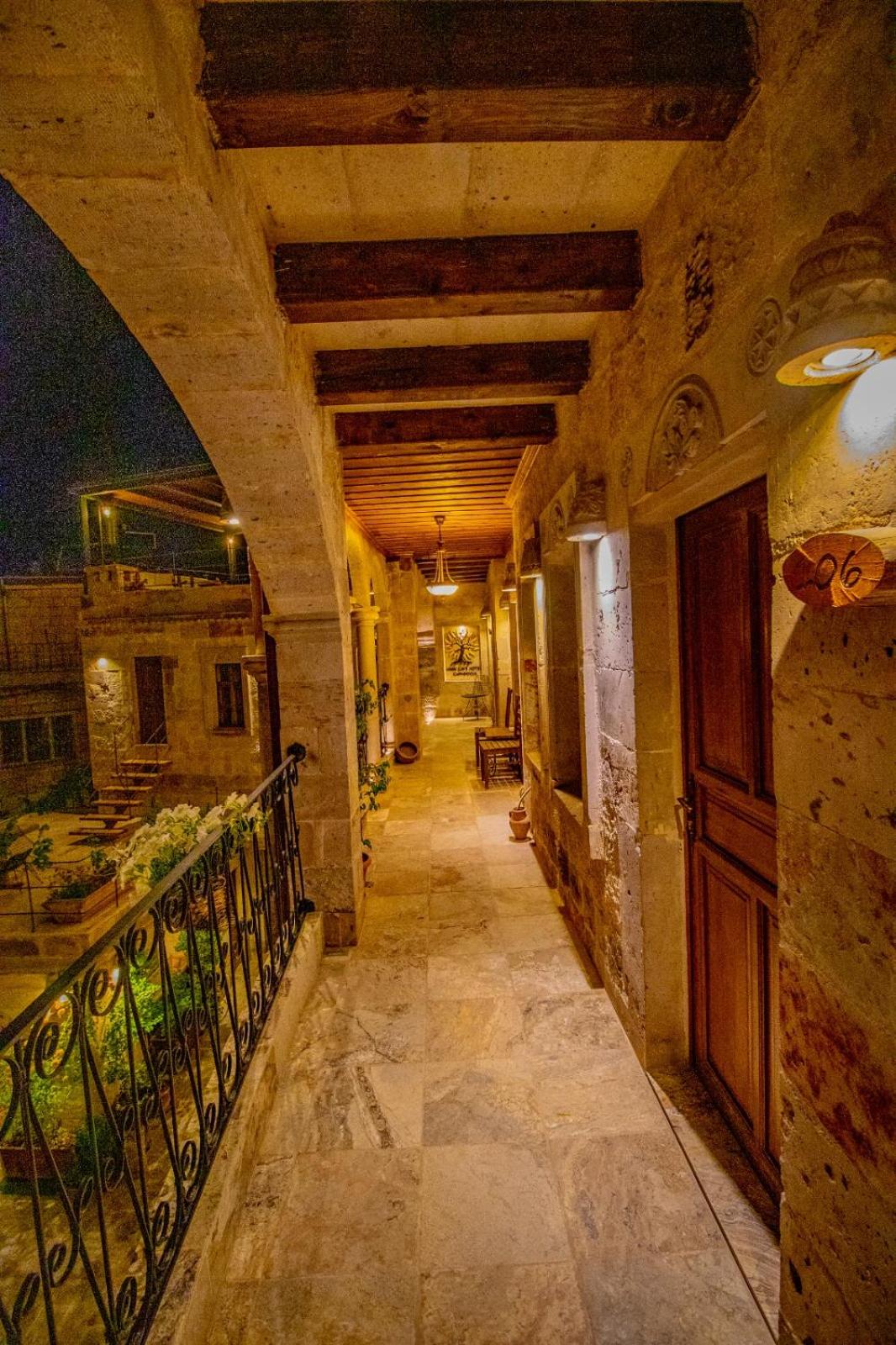 Aren Cave Hotel And Art Gallery - Image 87