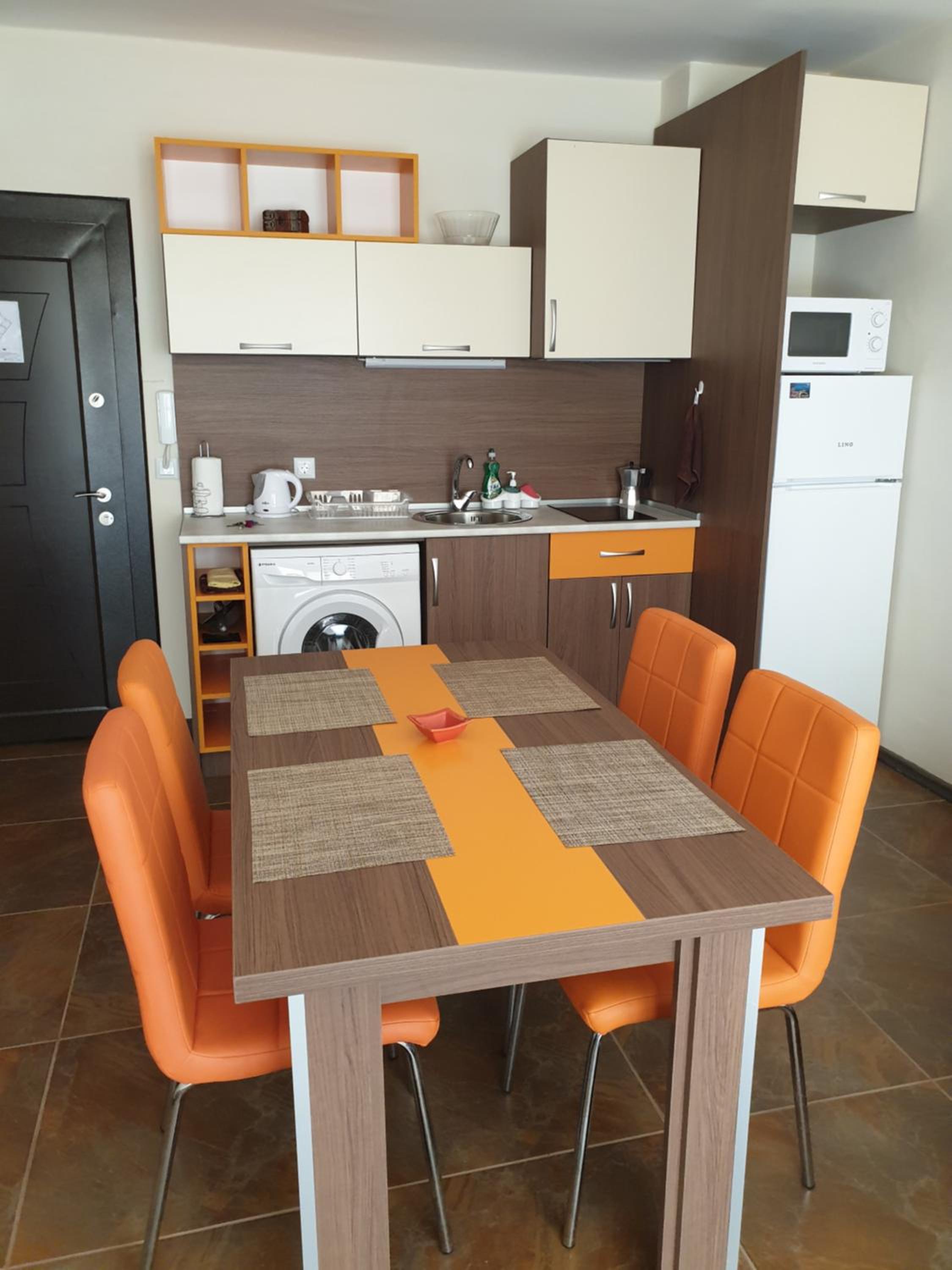 Апартаменти Кастро/Castro Apartments