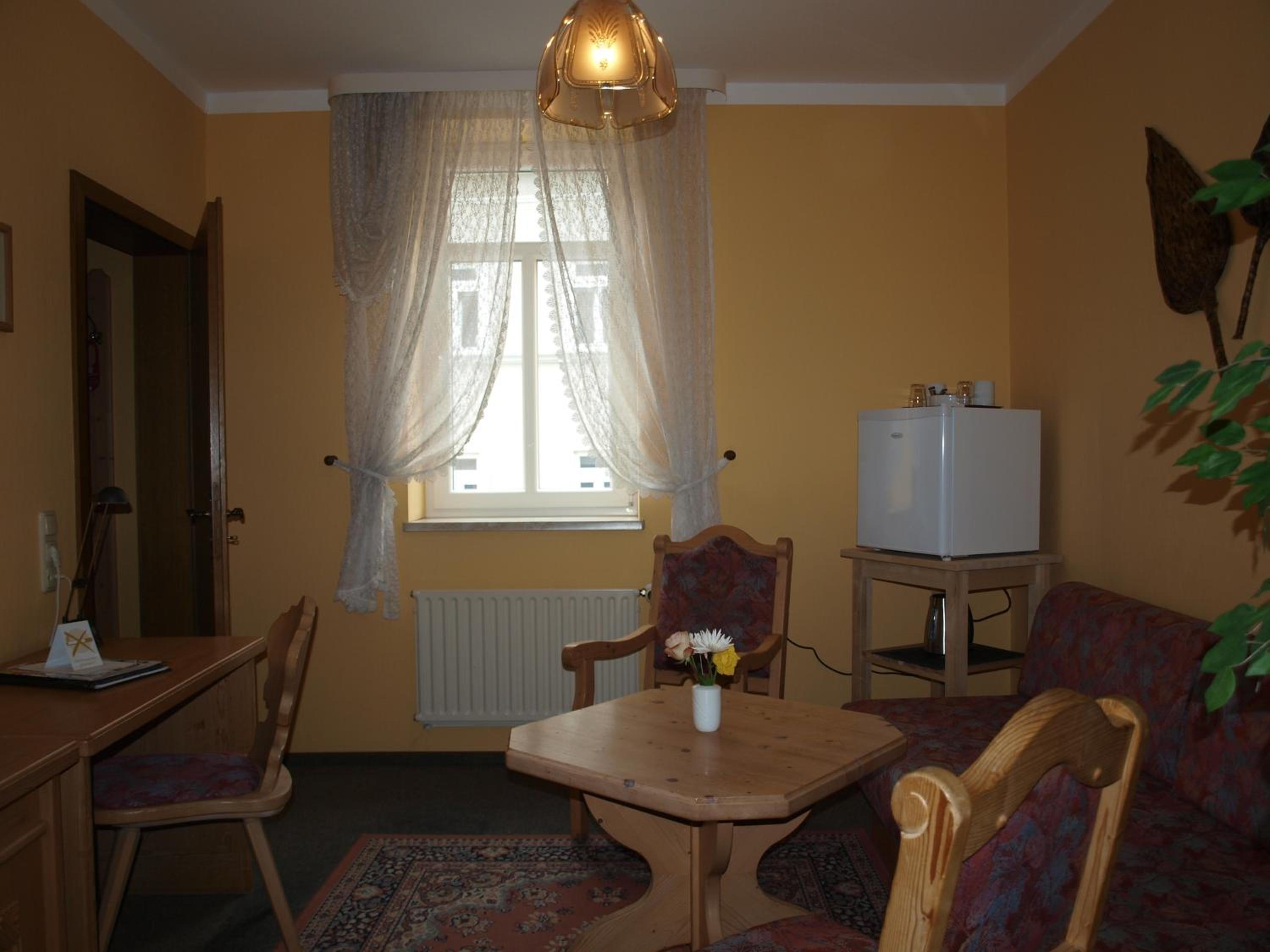 Photo 33