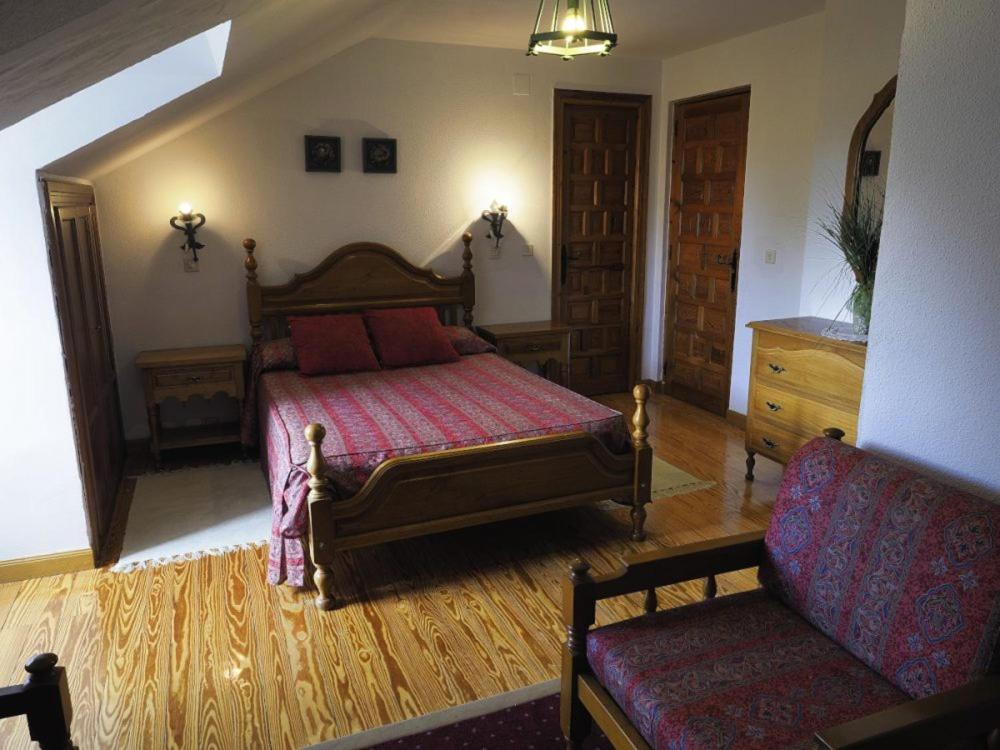 Hospedium Hostal Almanzor