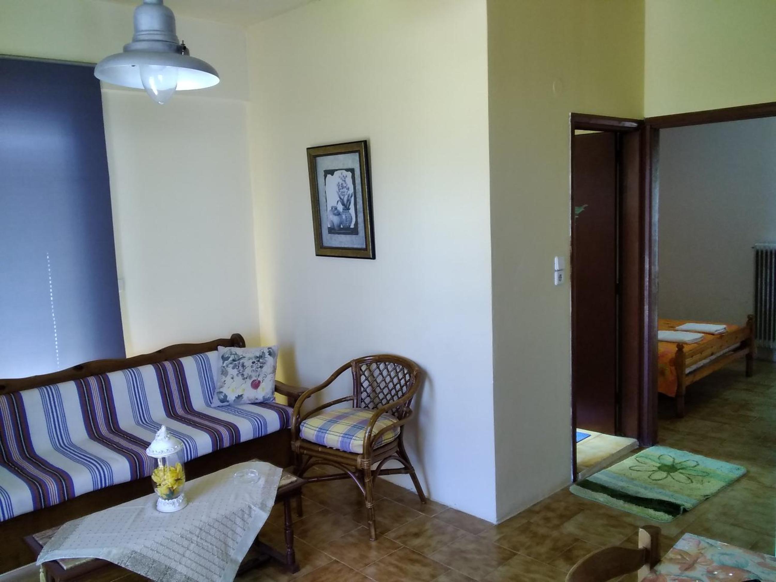 Nikolas Apartments