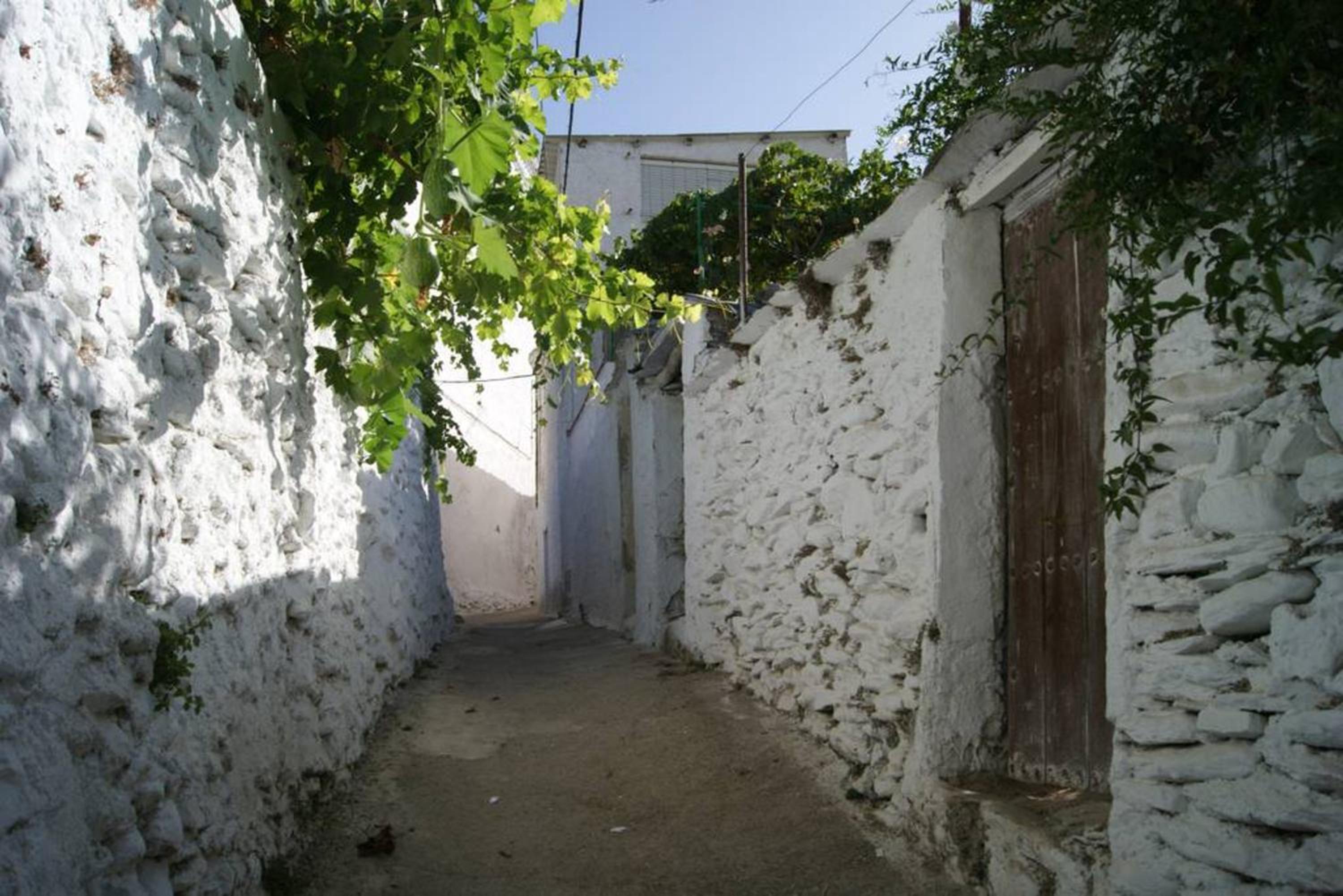 Charming House in Cádiar with View