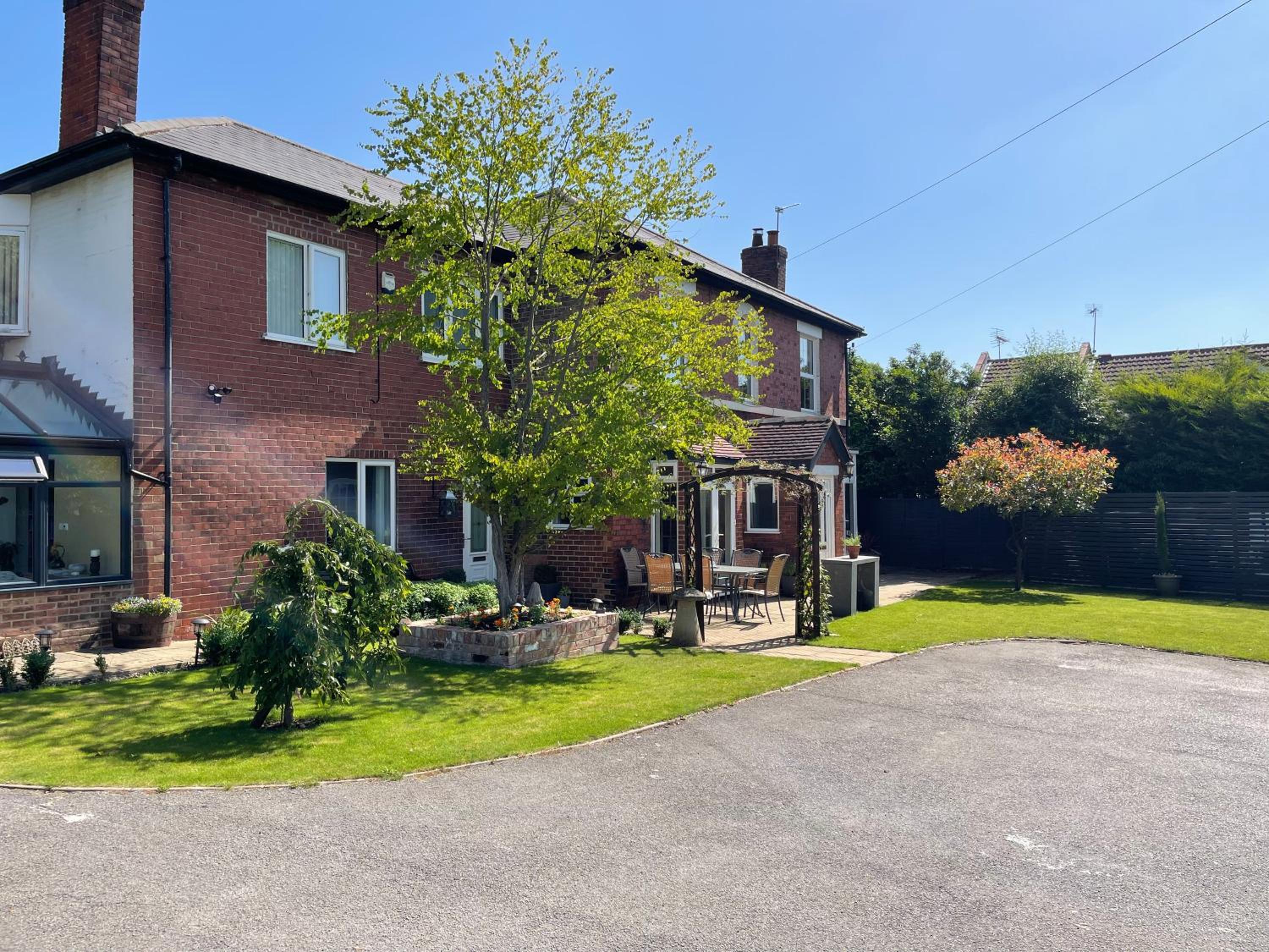 Borrowfield Lodge view 5