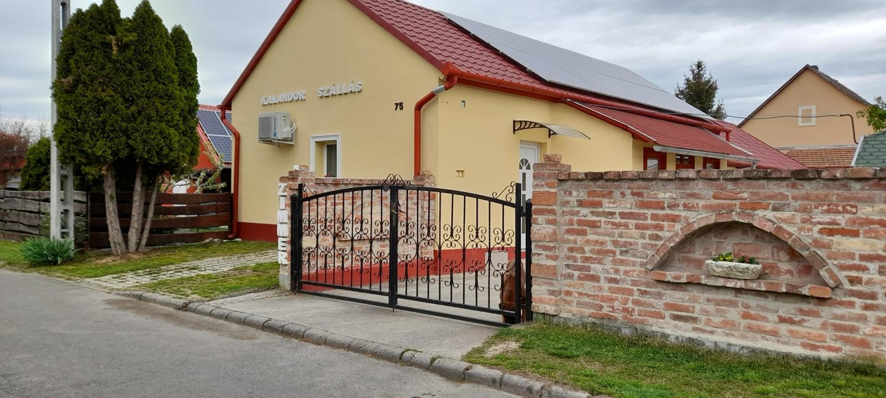 Photo 19