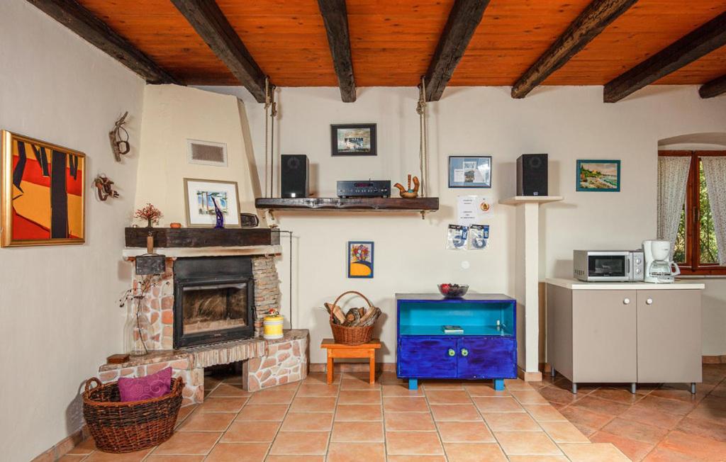 House Raul 1974 view 3