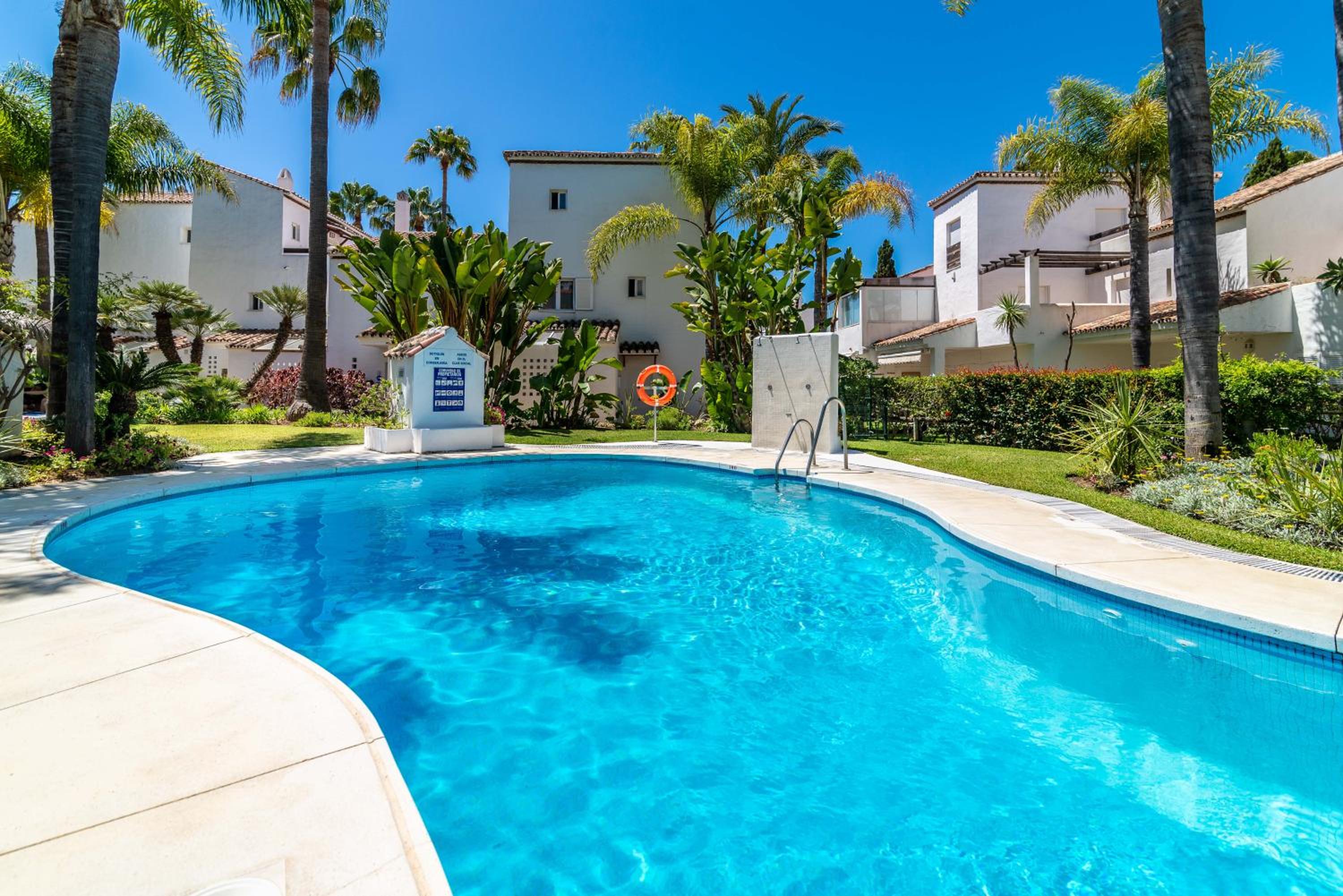 Marbella Villa Monteros
