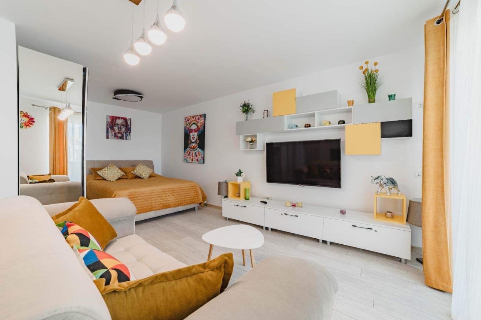 Masterpiece Studio- Free Parking, Wi-Fi, Netflix view 2