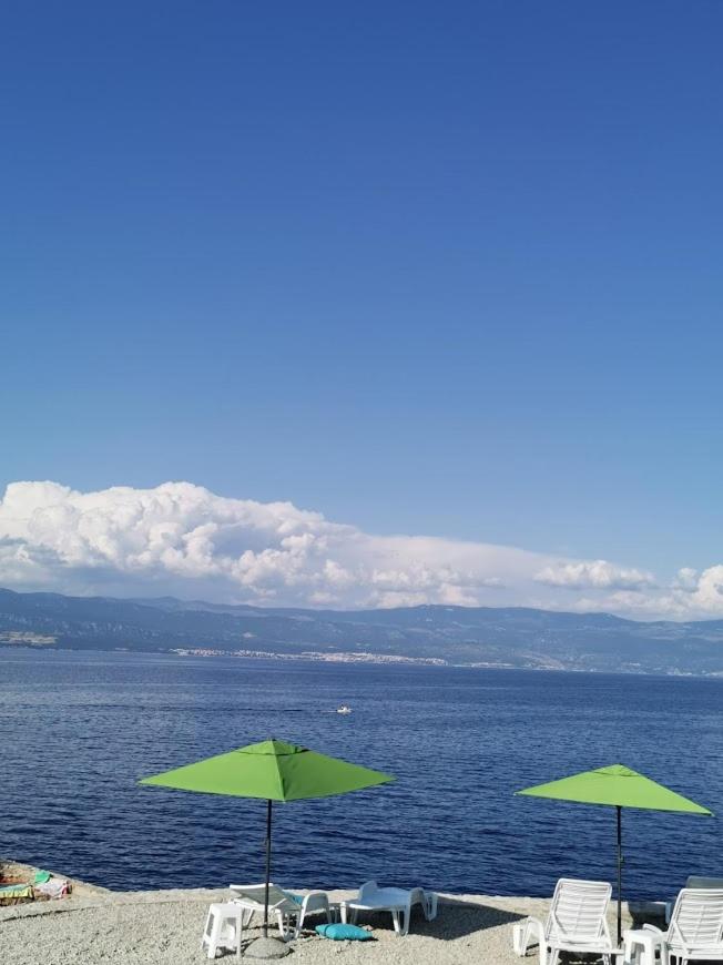 Tin 2 en Vrbnik — activities & amenities