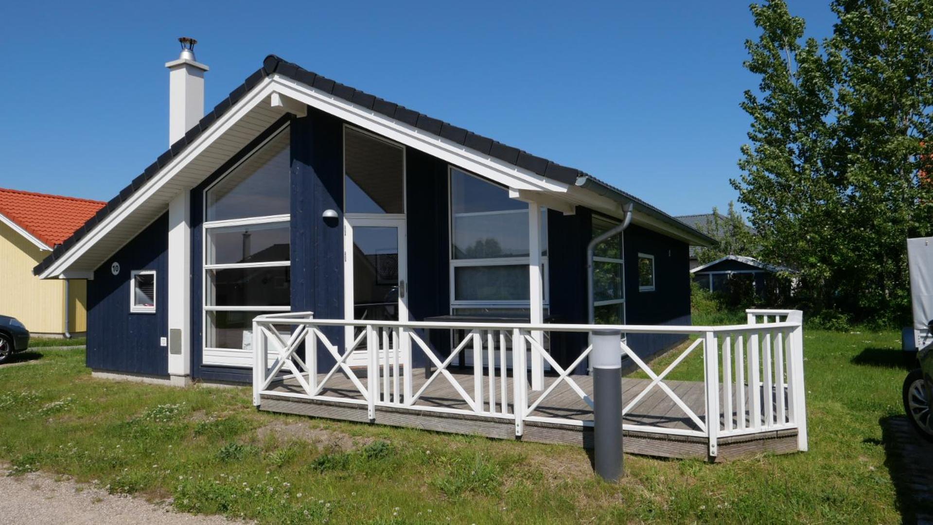 Resort 2 Ocean Cottage A 10
