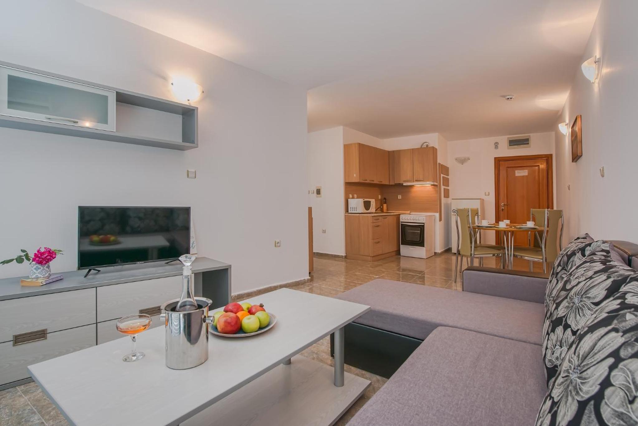 Top-located Beach Apartment with Balcony