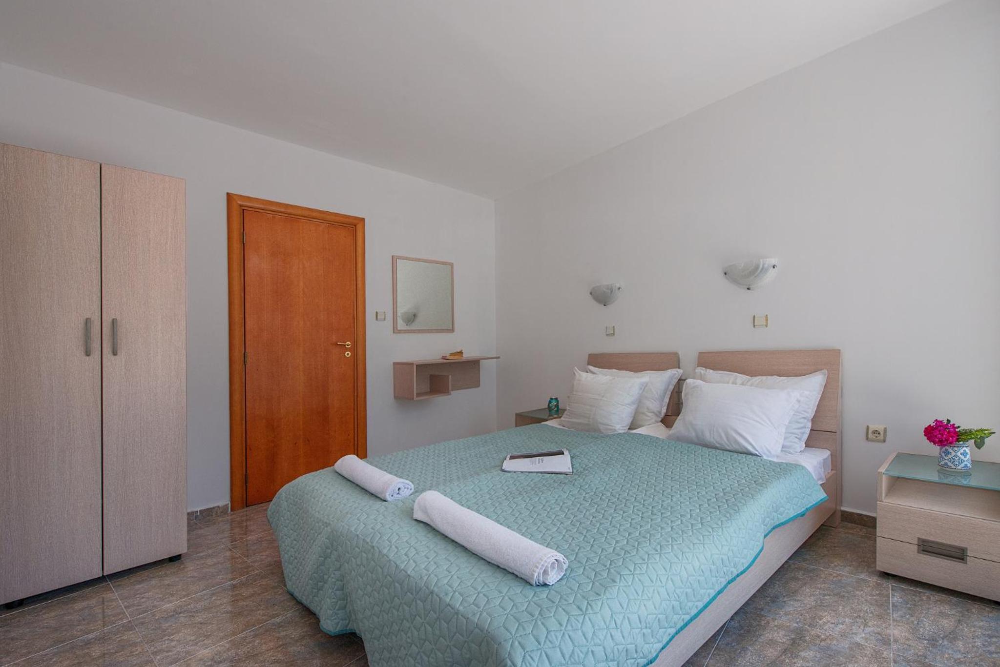 Top-located Beach Apartment with Balcony