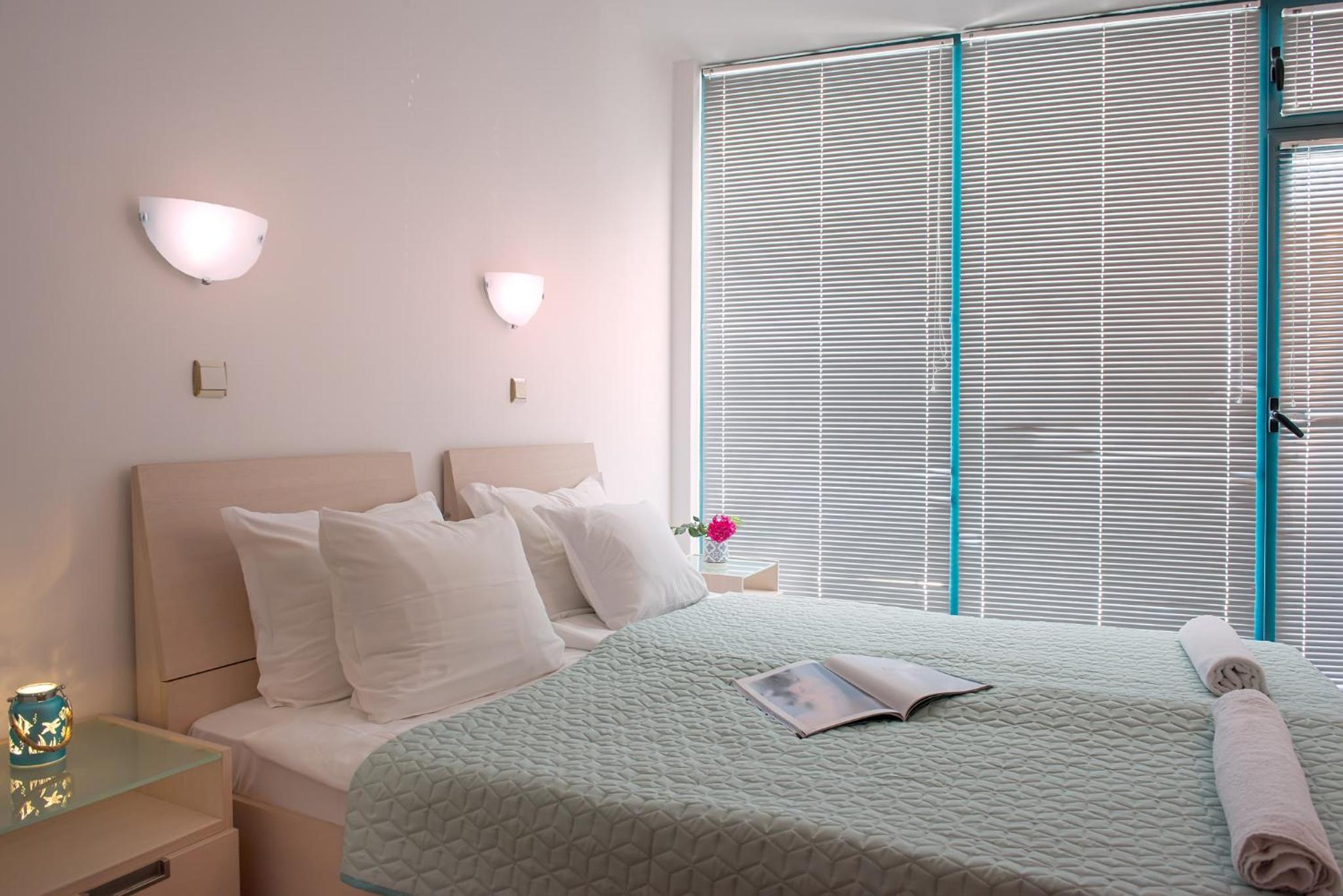Top-located Beach Apartment with Balcony