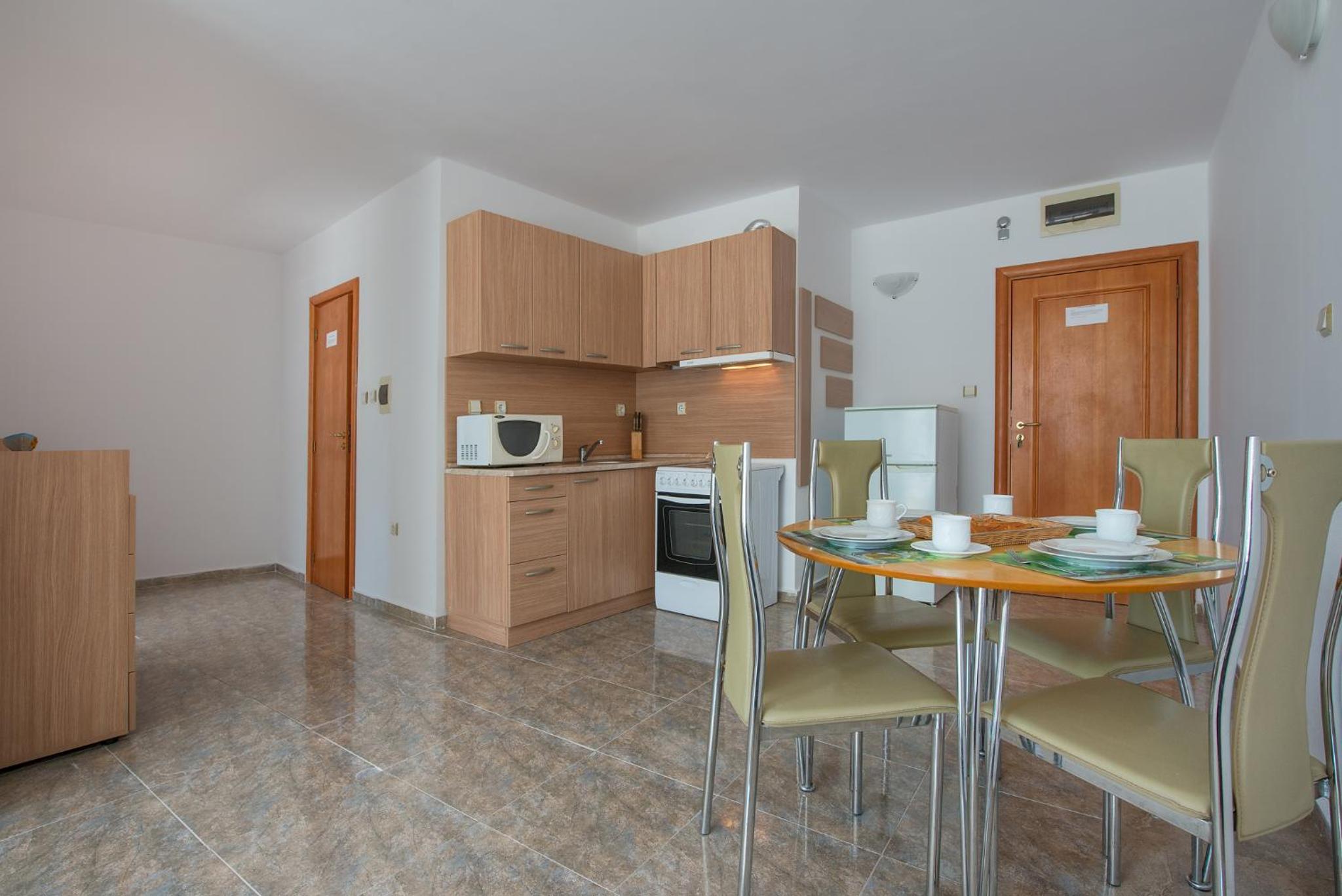 Top-located Beach Apartment with Balcony