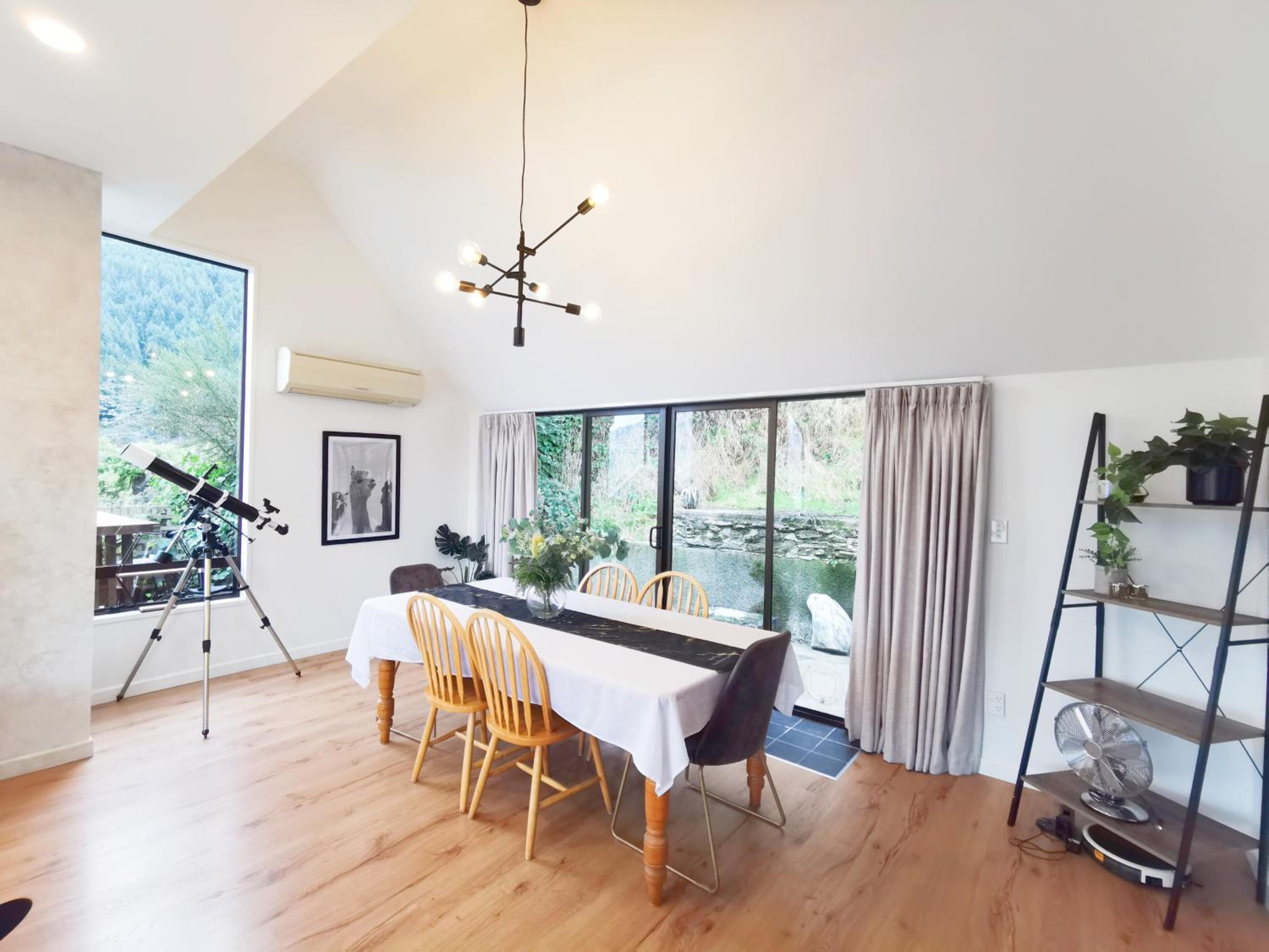 Queenstown Lakeview Holiday Home-5mins to town